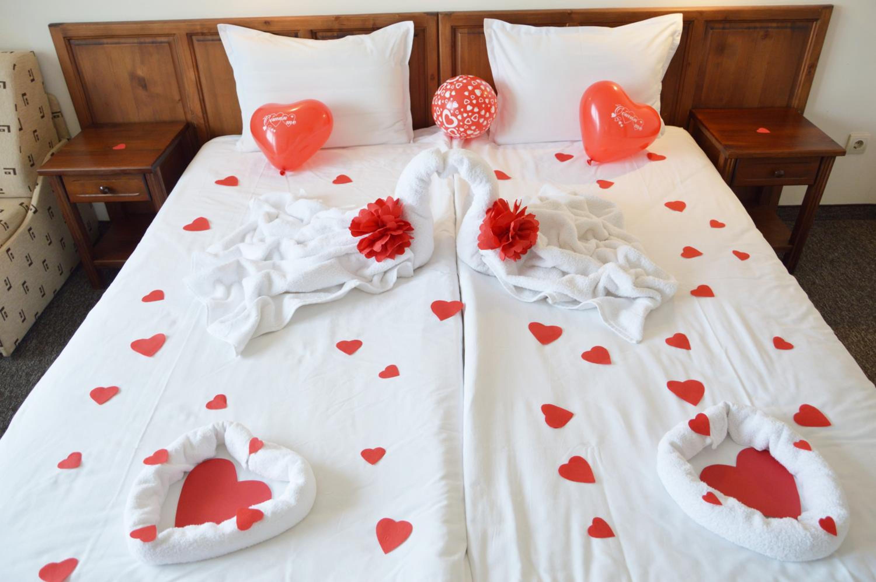 Double or Twin Room - Photo 7