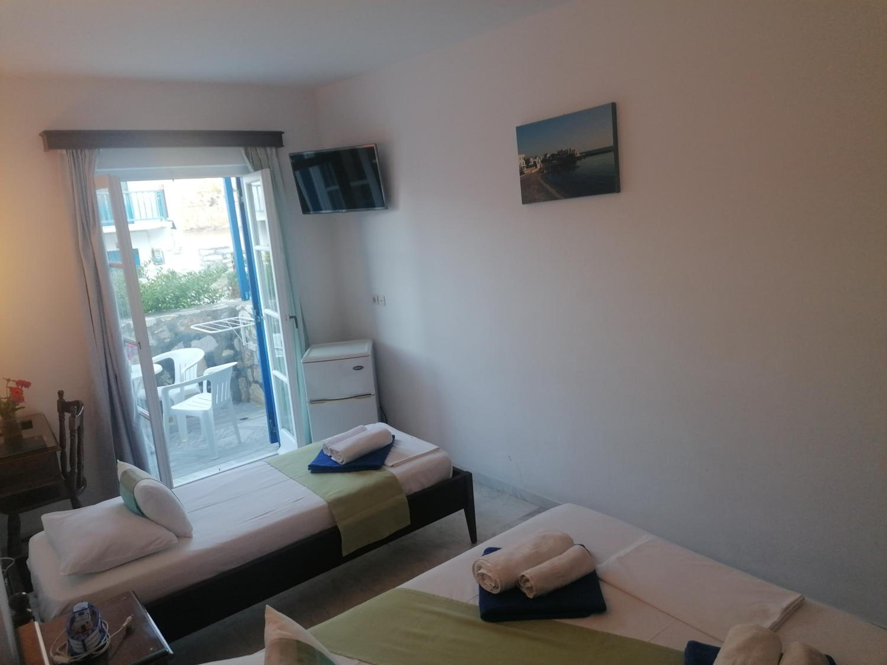 Triple Room with Garden View
