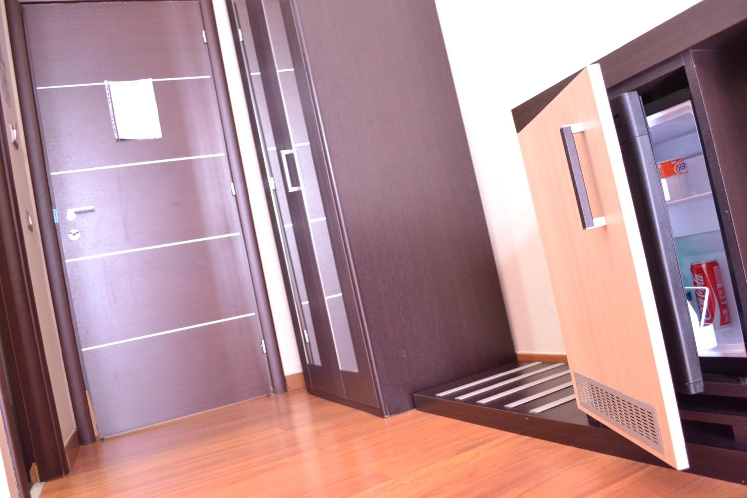 Available room