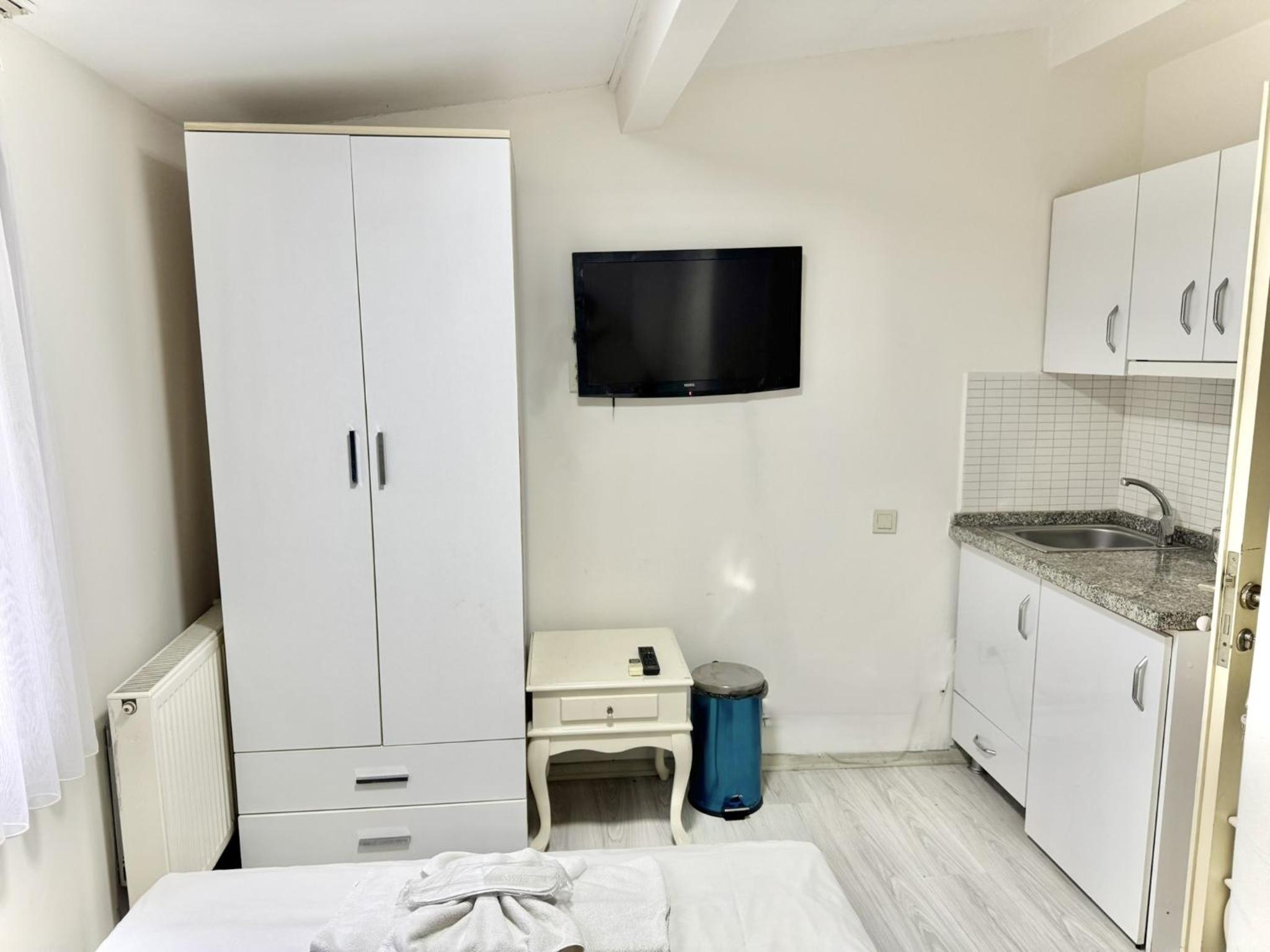 Single Room photo 1
