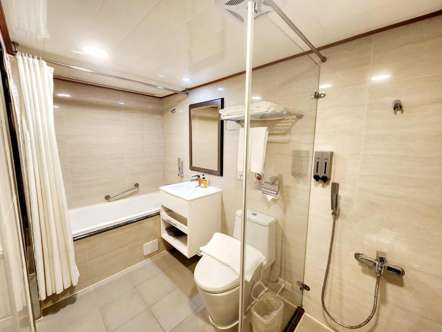 Deluxe Double Room - Photo 3