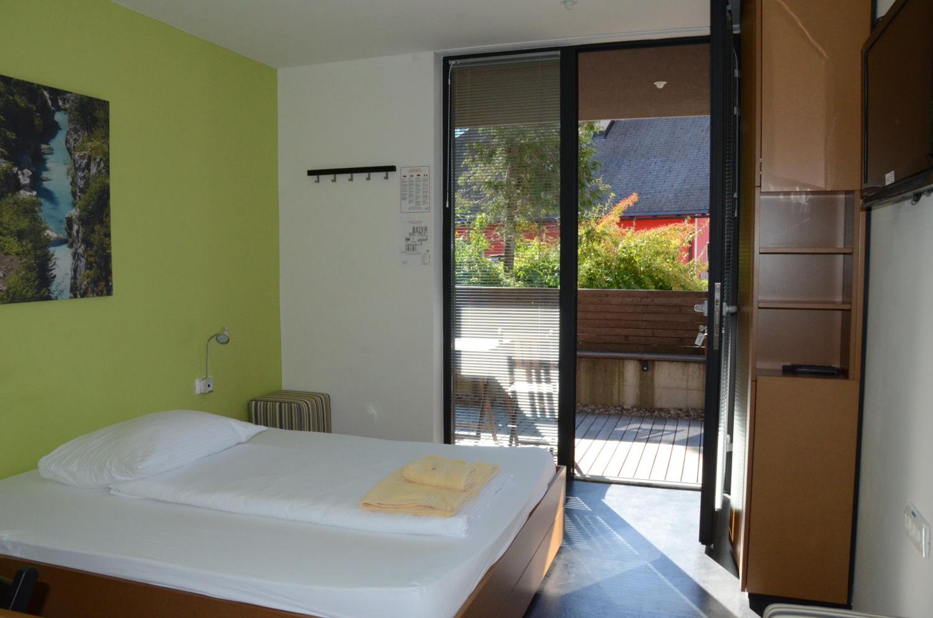 Double or Twin Room photo 3