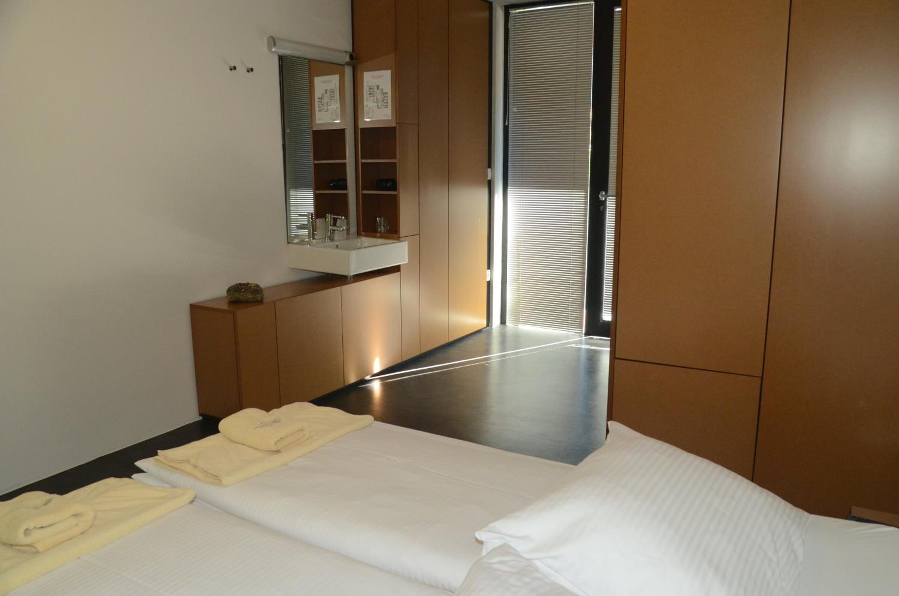 Economy Double or Twin Room photo 2