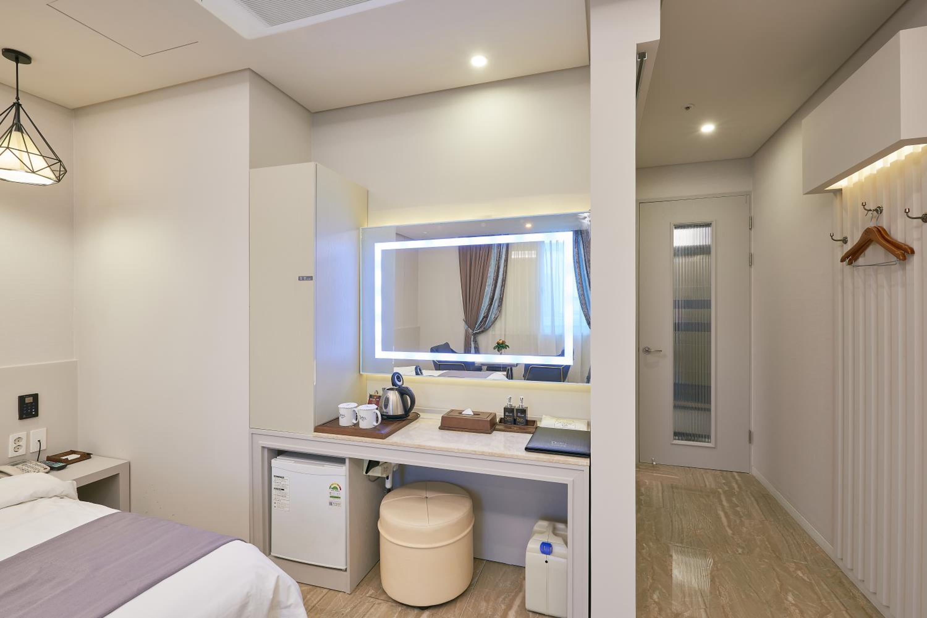 Standard Double Room photo 3