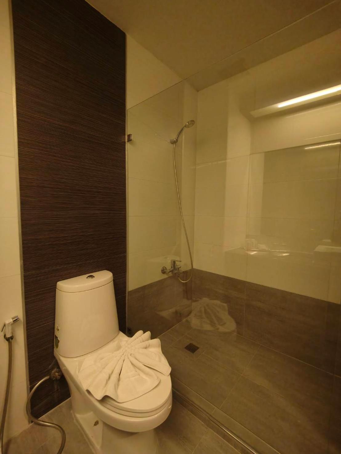 Twin Room with Balcony - Photo 1