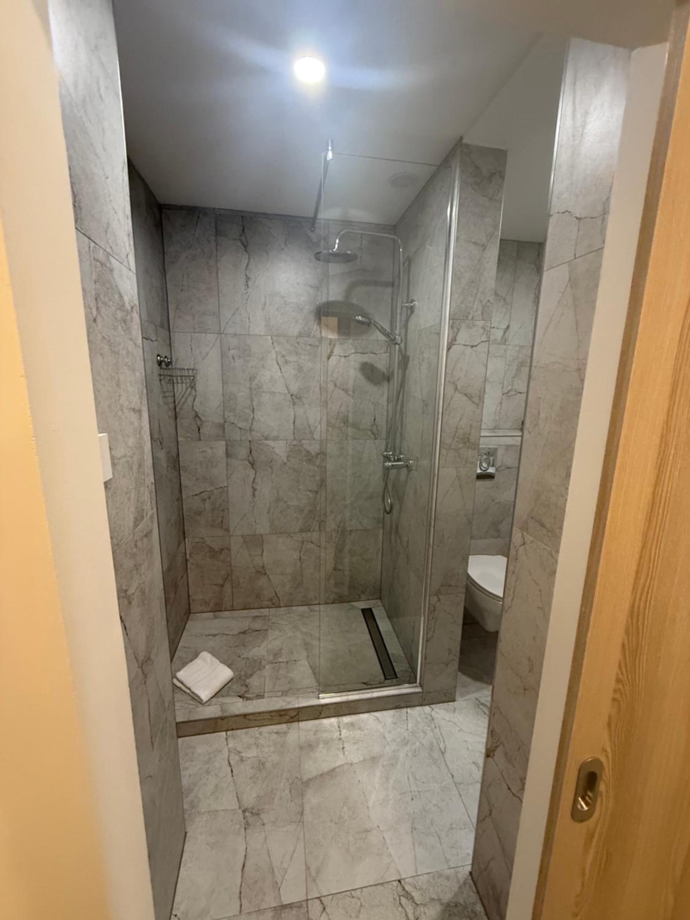 Triple Room with Private Bathroom photo 3