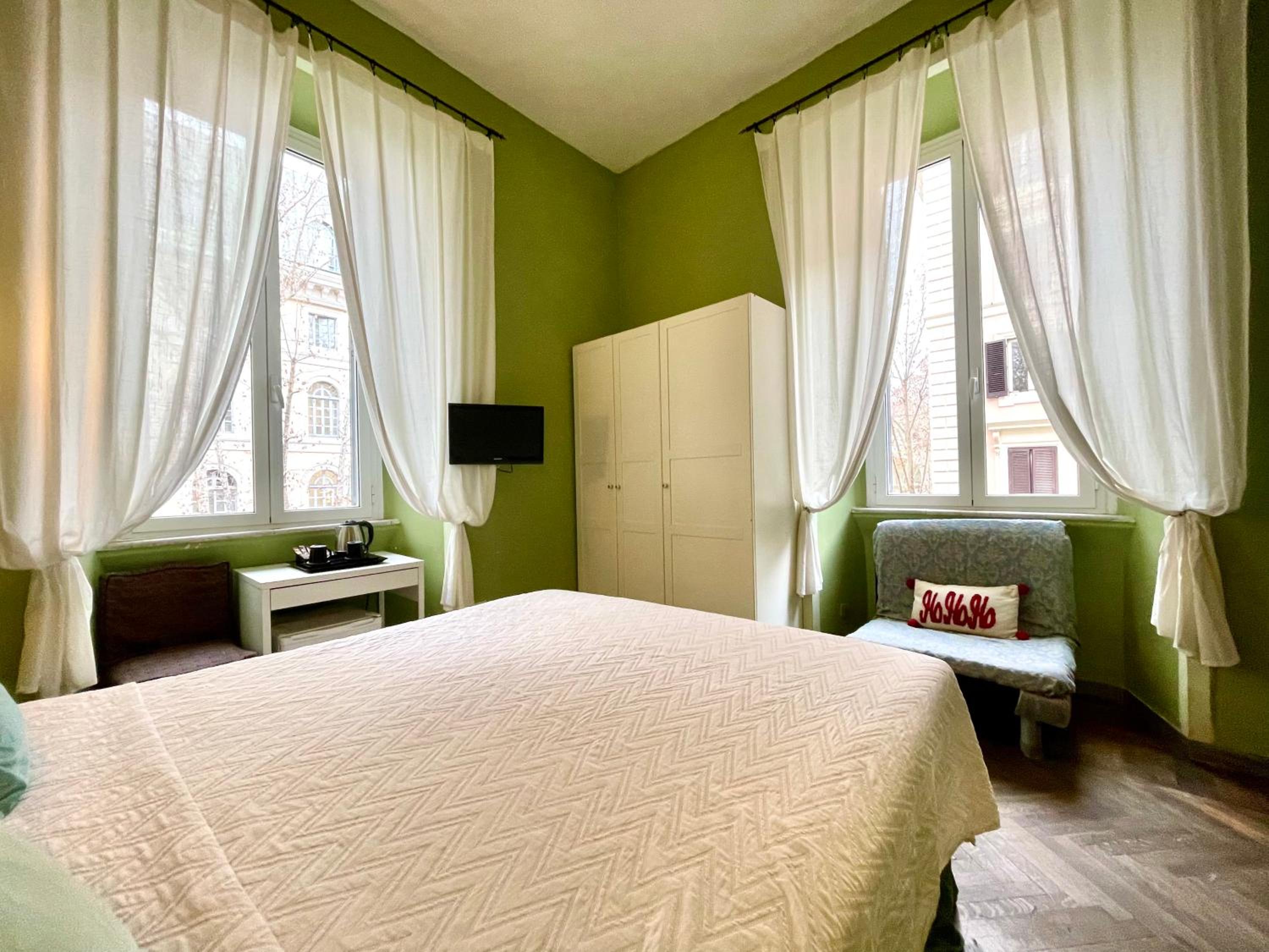 Large Double Room