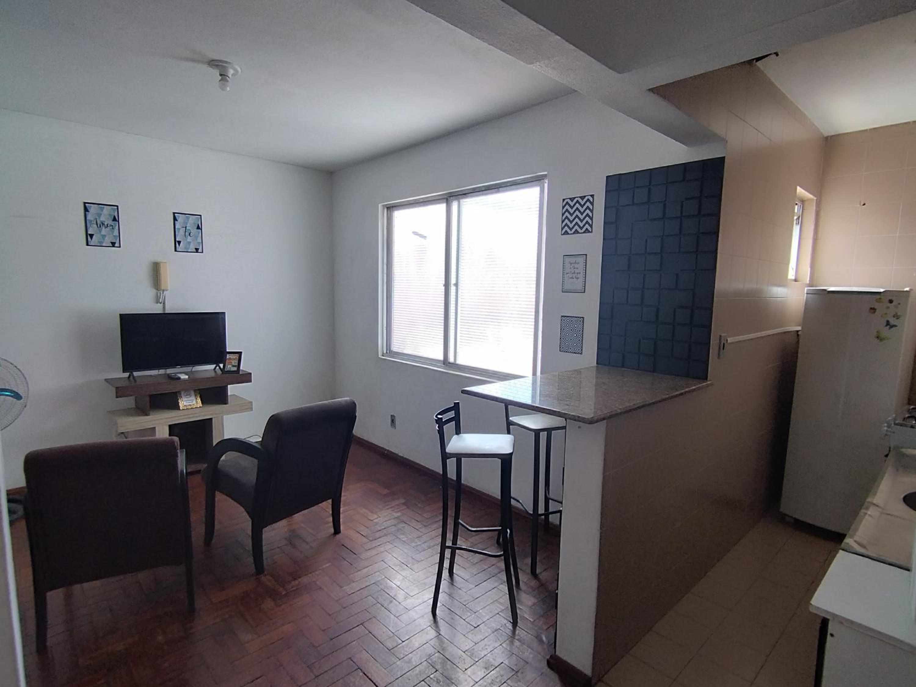 Apartment photo 2
