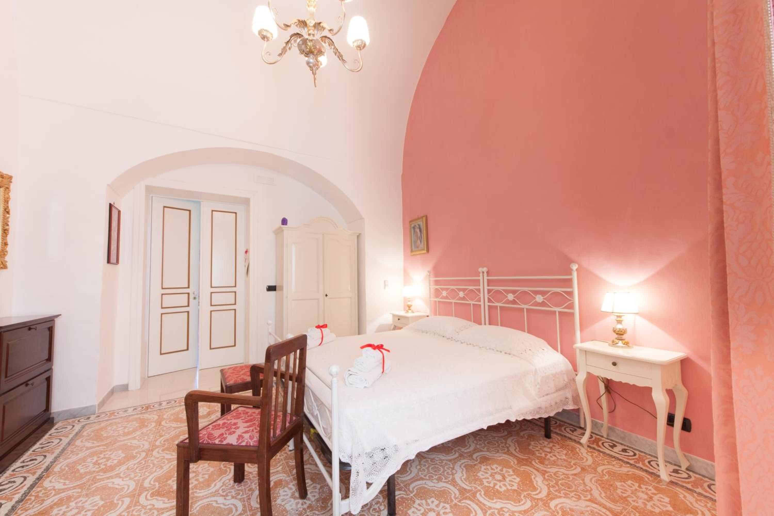 Deluxe Double Room with Extra Bed photo 3