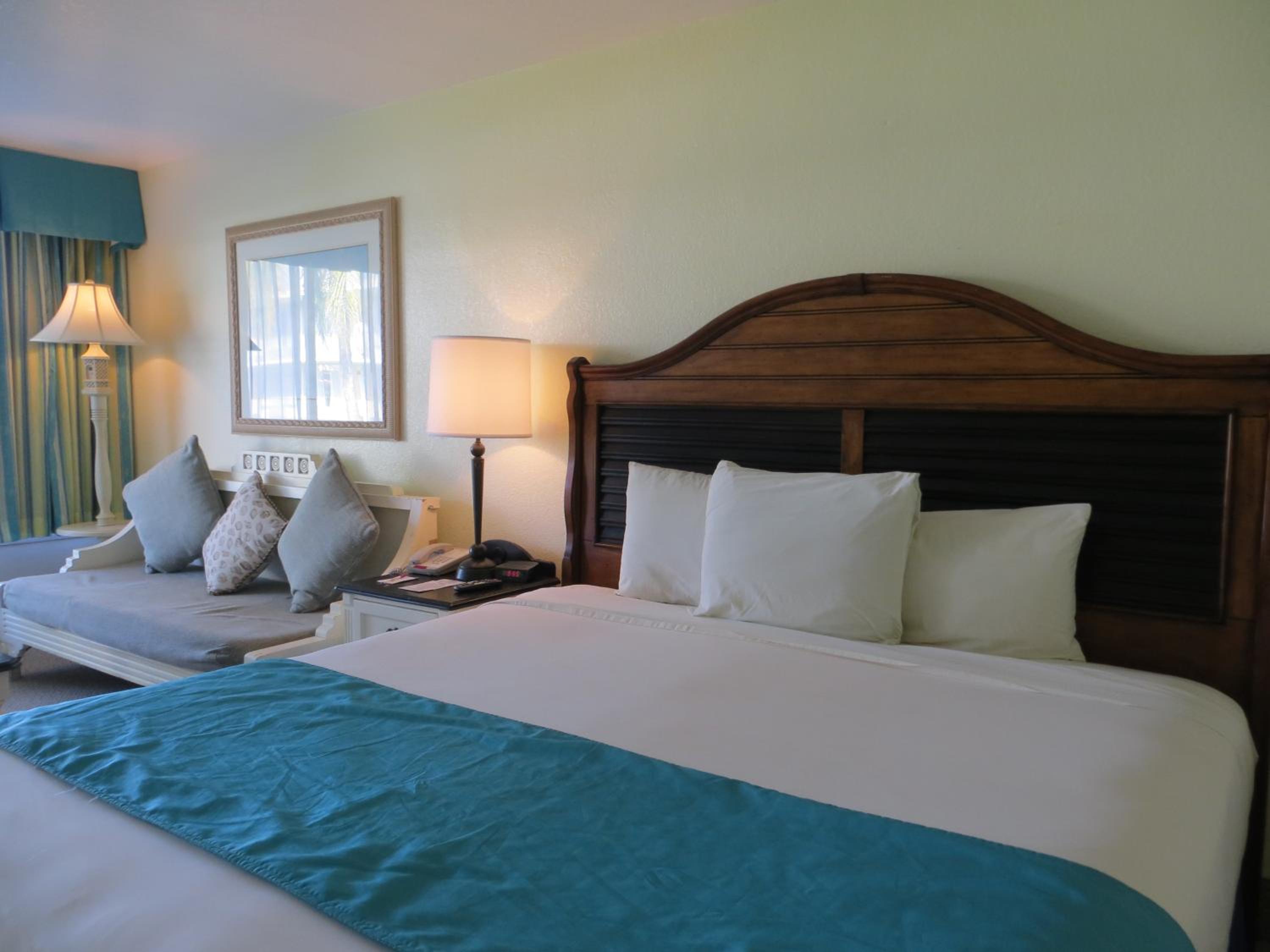 King Room With Sofa Bed