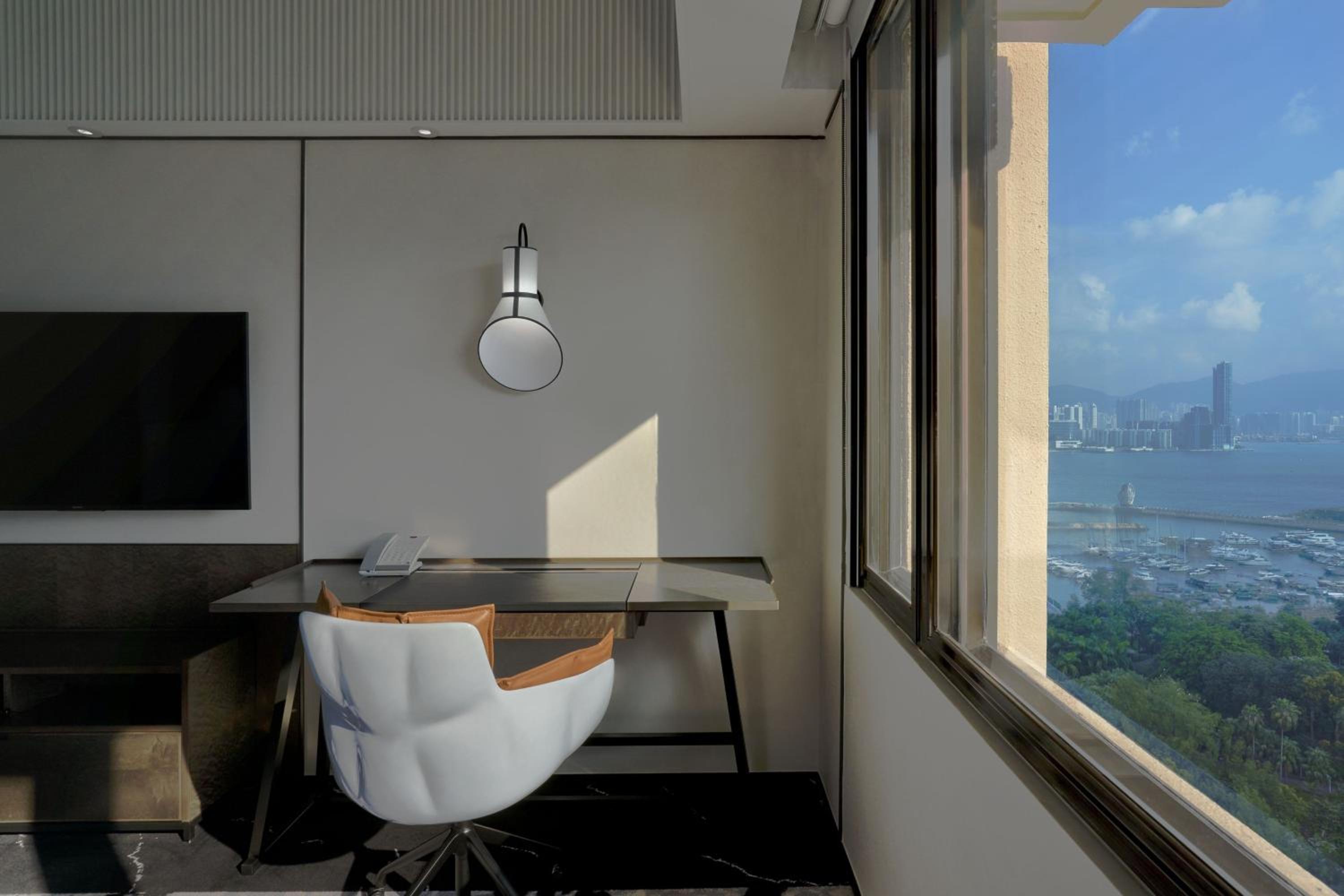 Premium Twin Room with Panoramic View