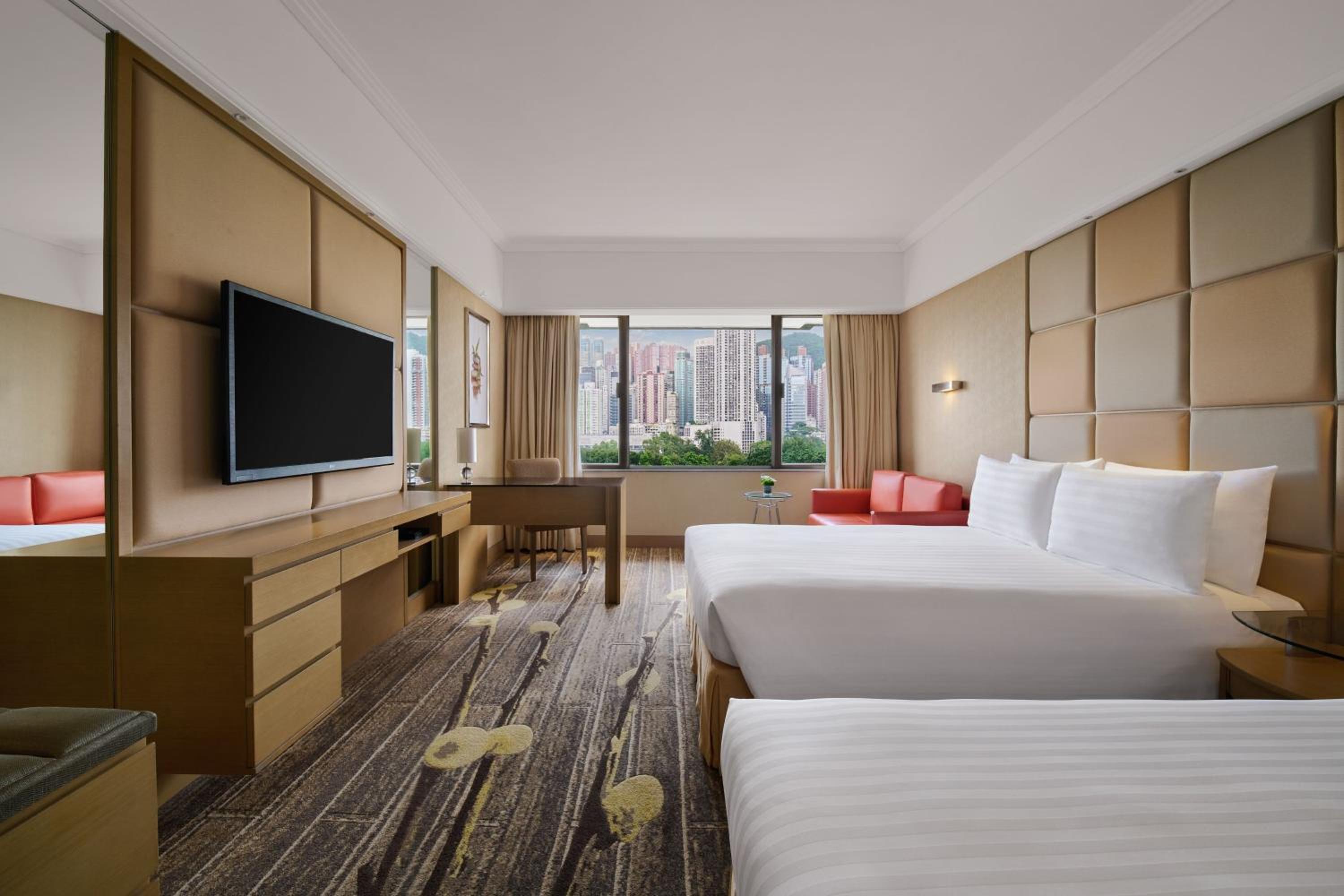 Family Queen Room with Sofa Bed and Panoramic View