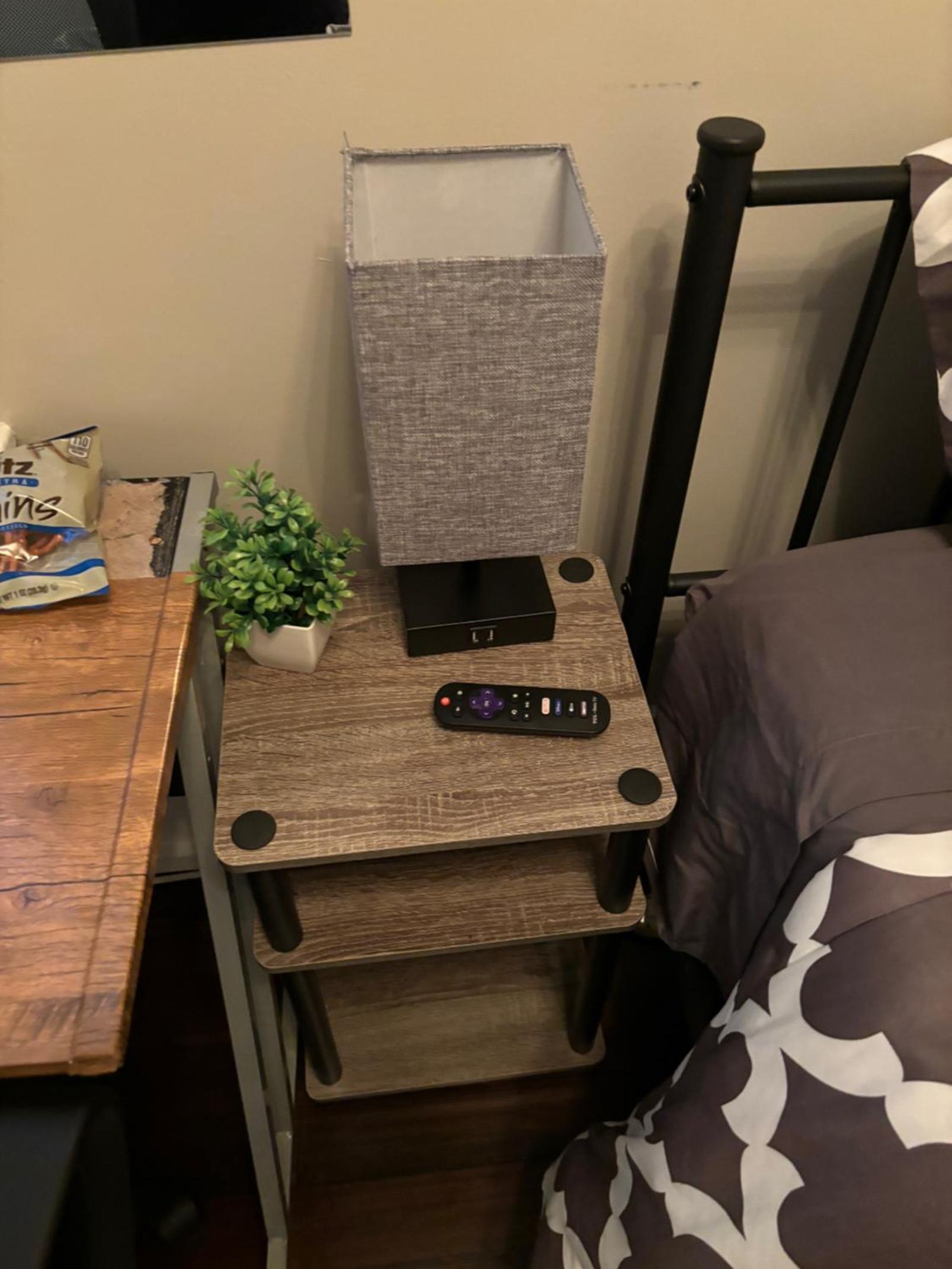 Basic Triple Room with Shared Bathroom photo 3