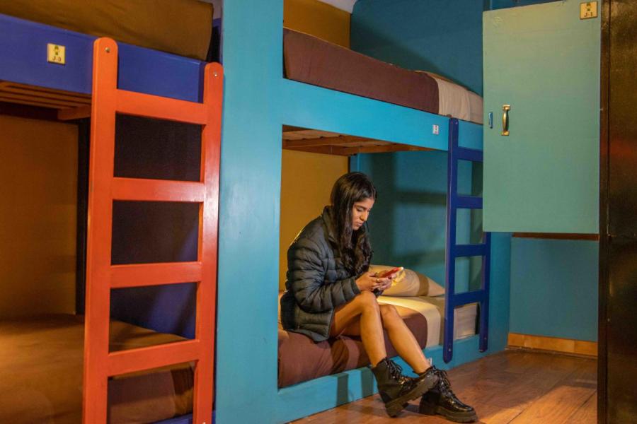Deluxe Pod-Style 6-Bed Dormitory Room with Private Bathroom photo 3