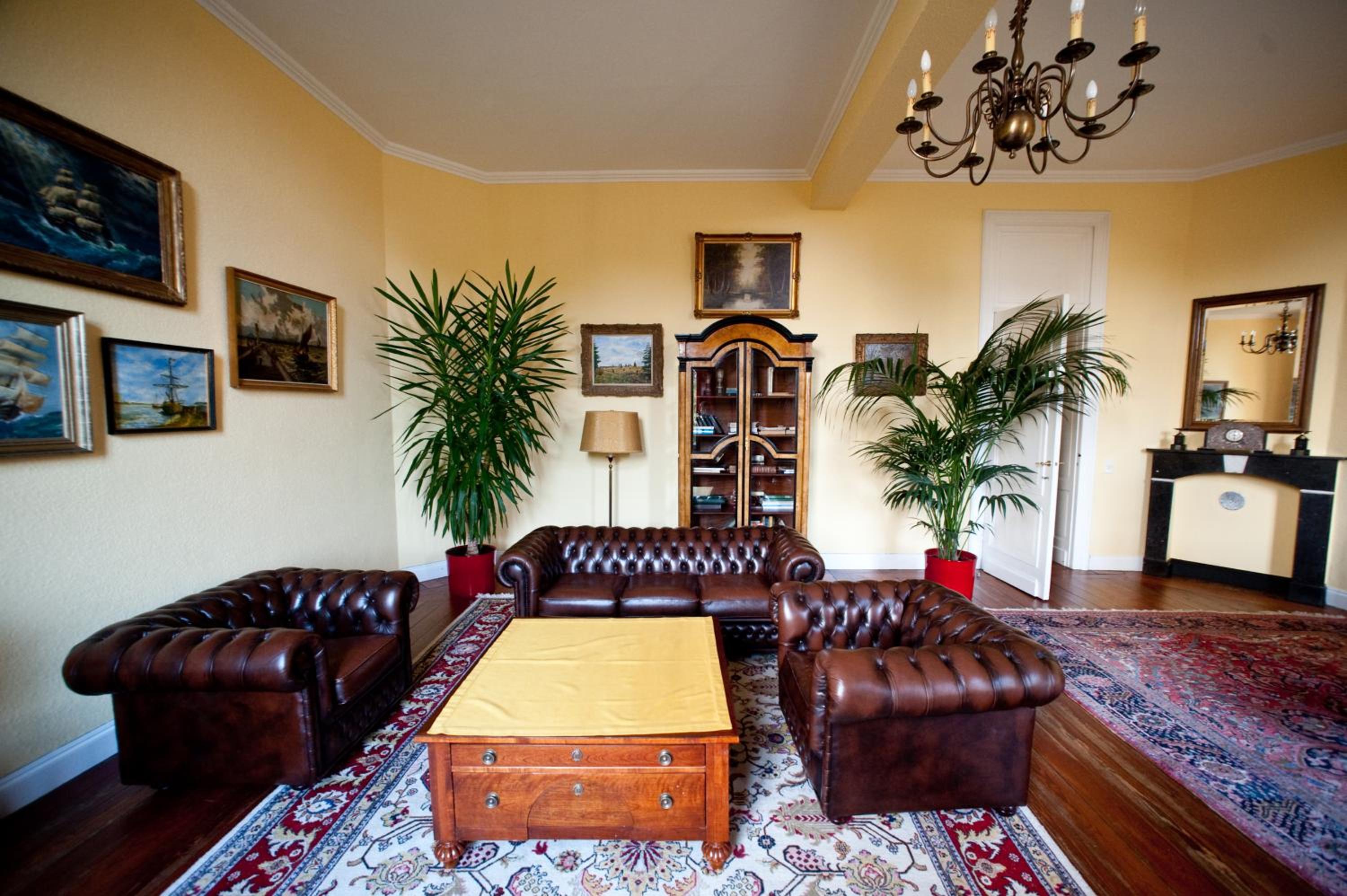 Three-Bedroom Suite photo 2
