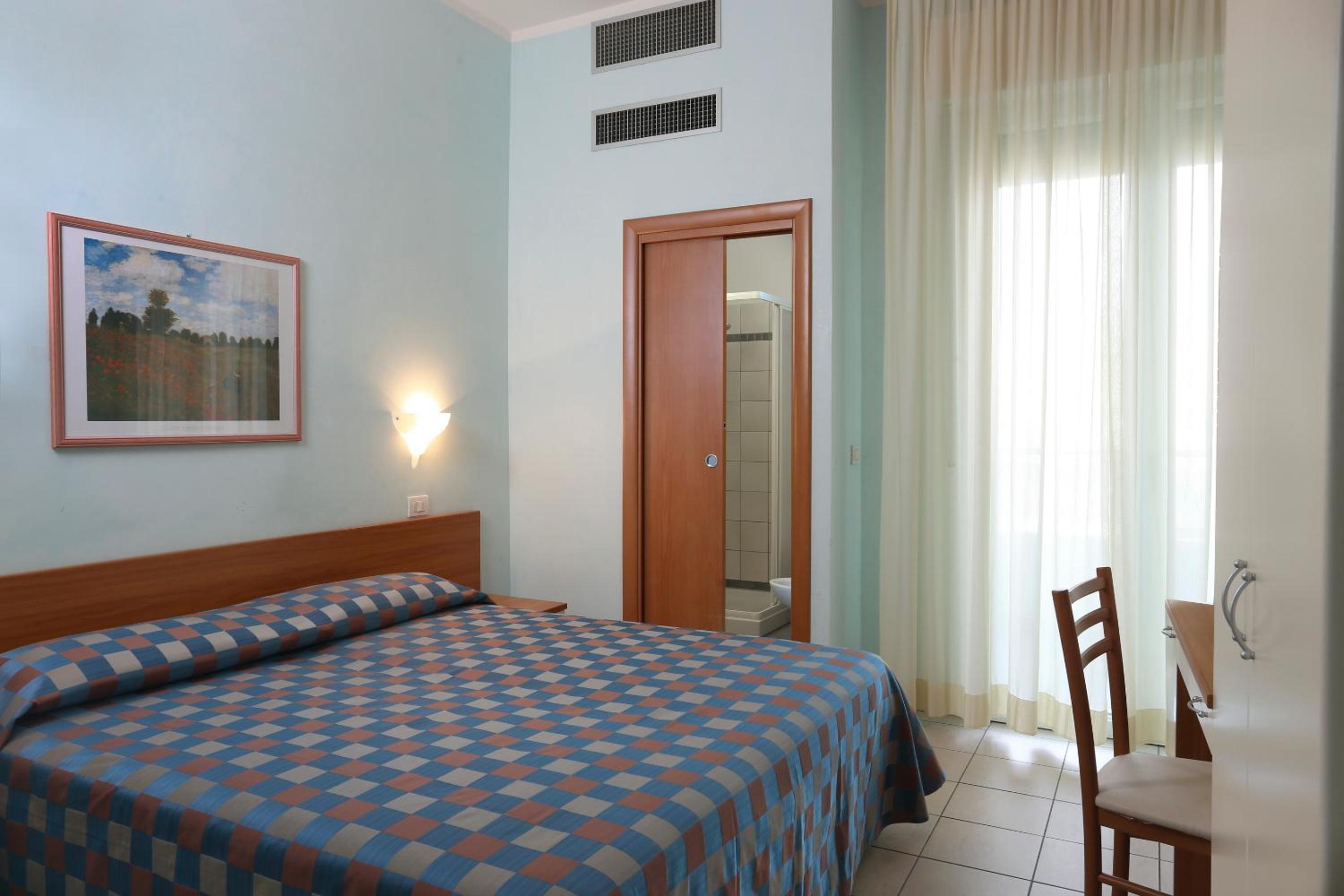 Double or Twin Room with Balcony and Sea View