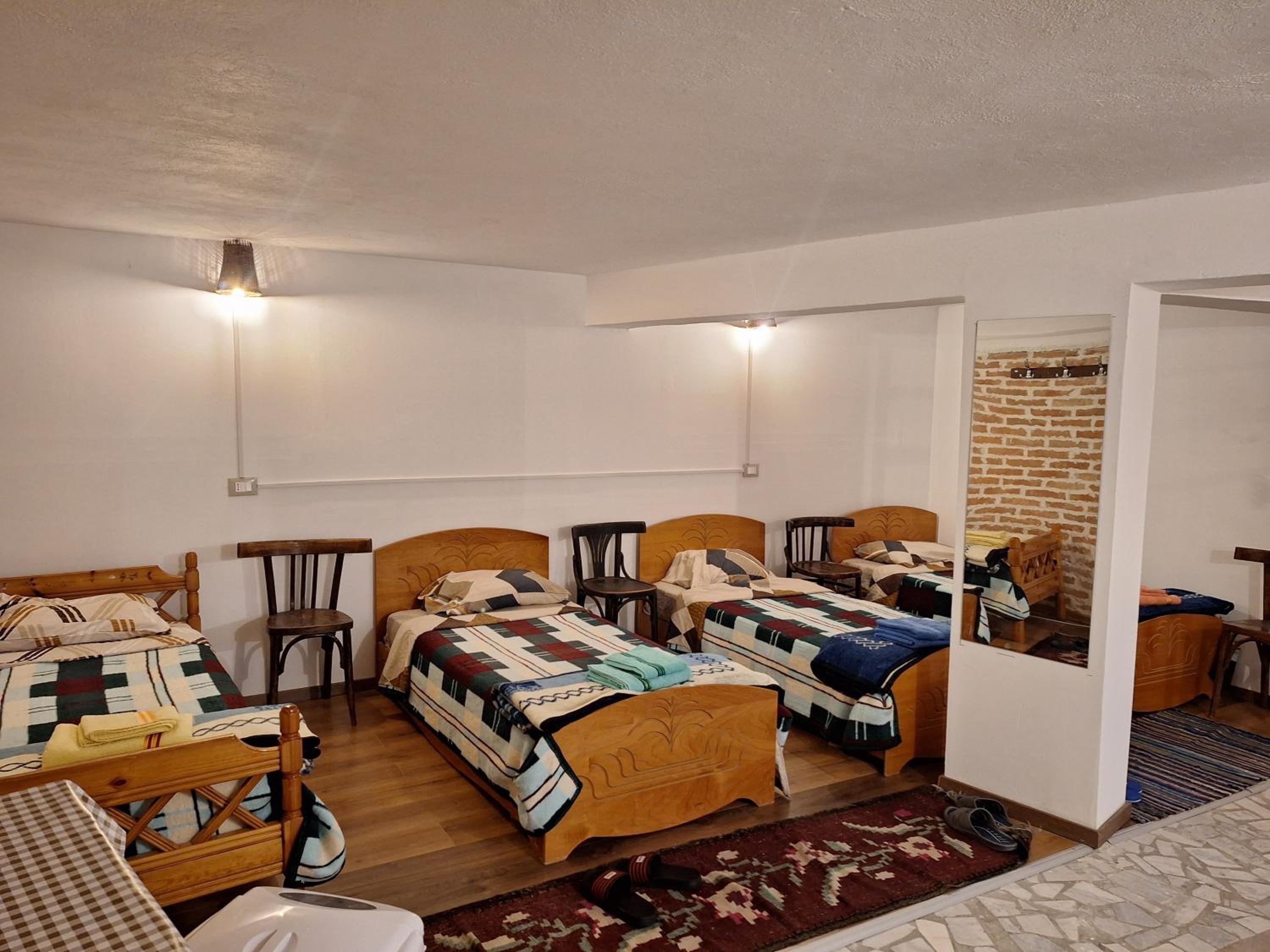 Economy Quadruple Room photo 1