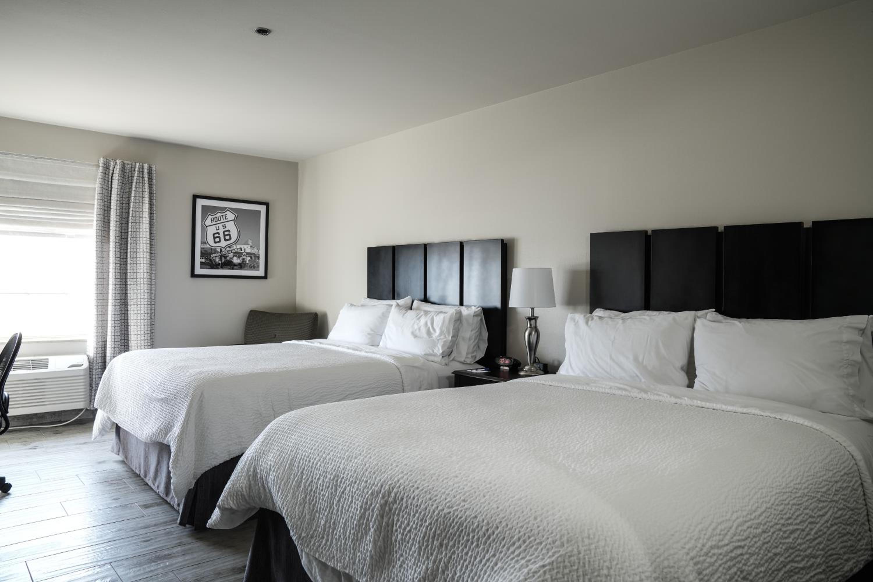 Room with Two Beds - Hearing Accessible - Non-Smoking