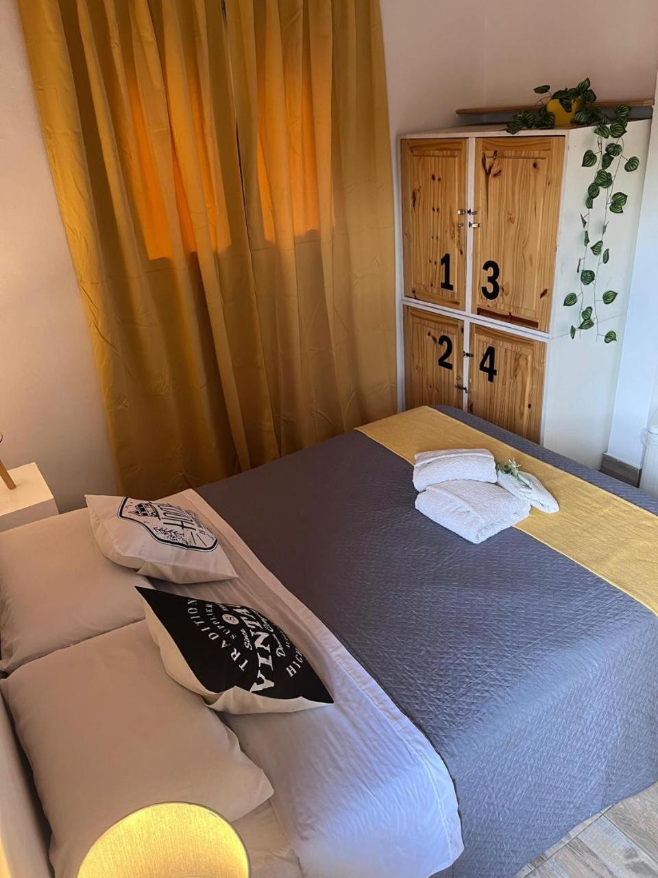 Budget Double Room photo 3