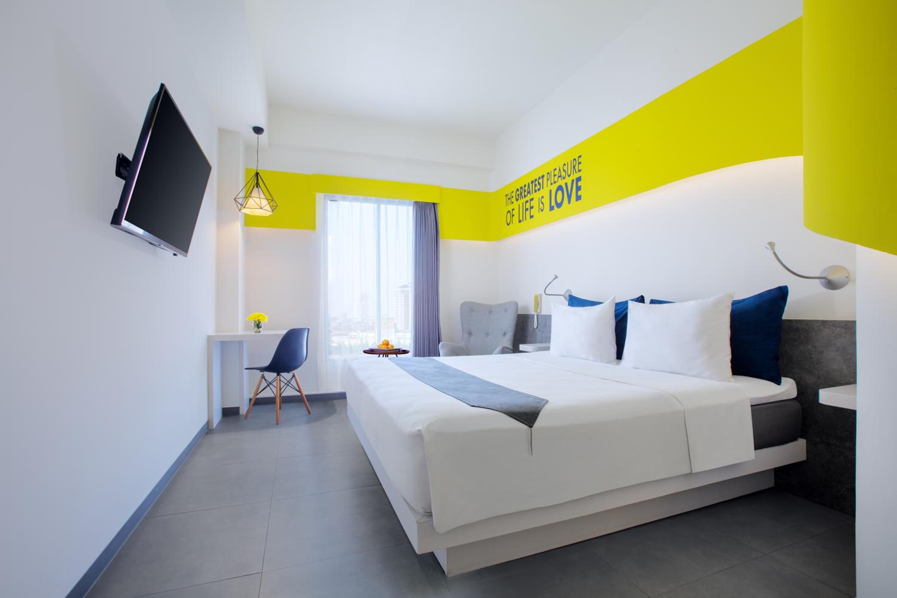 Deluxe Double or Twin Room