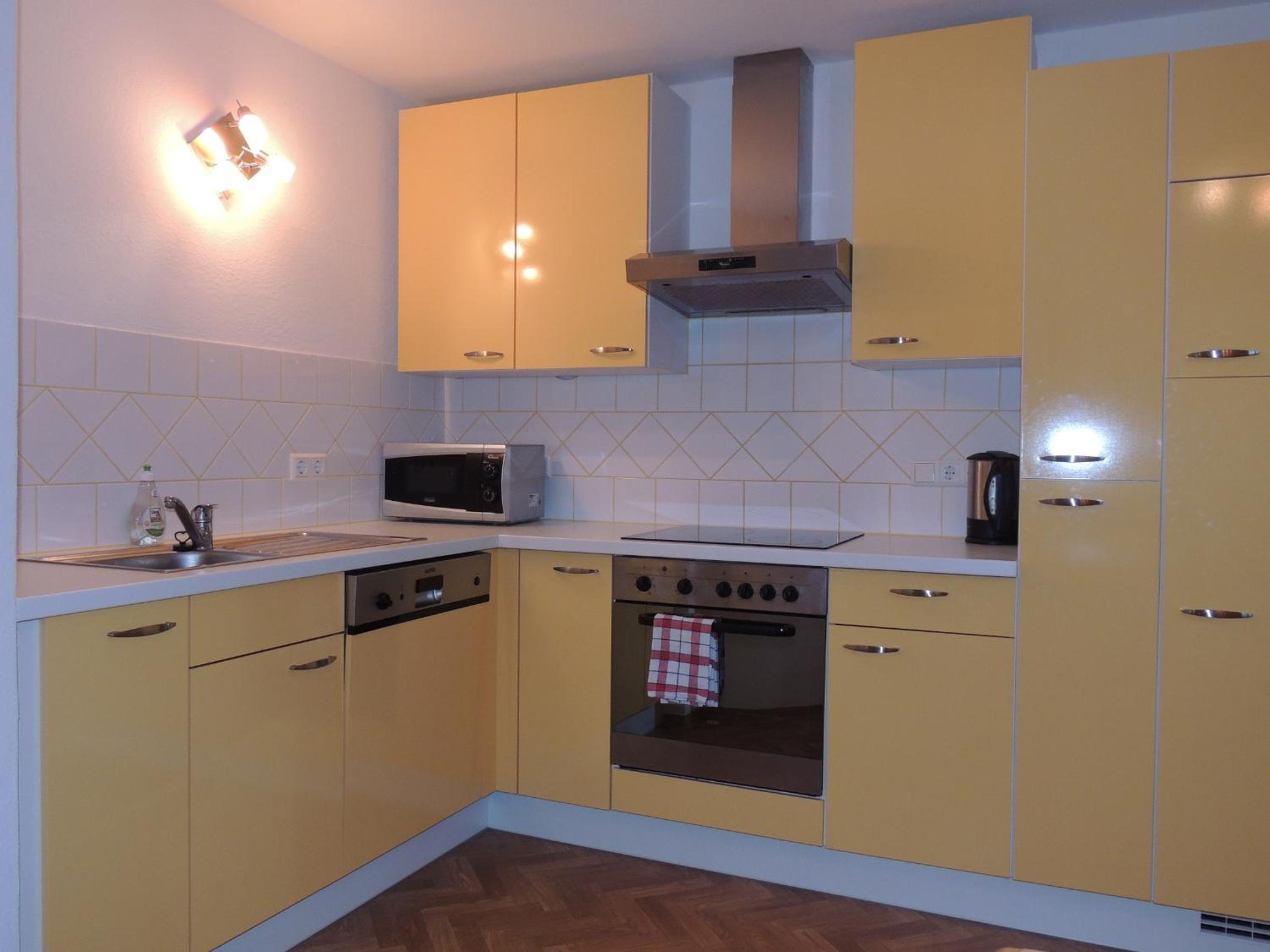 Studio Apartment - Photo 18