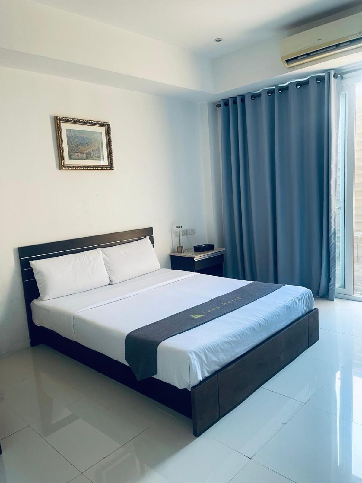 Deluxe Twin Room photo 3