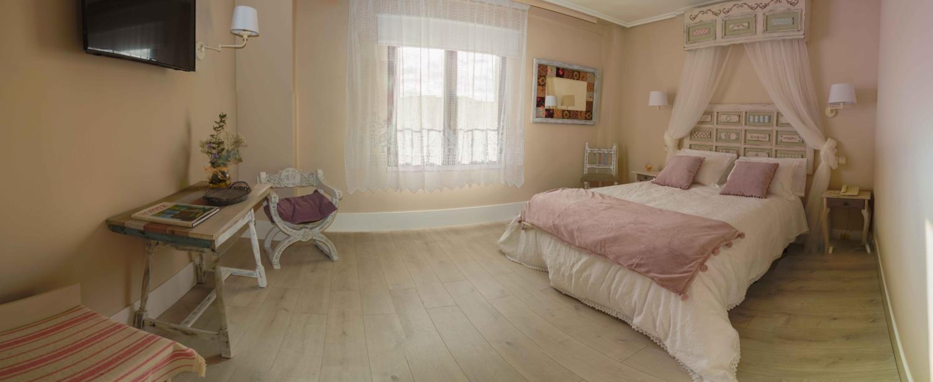 Habitación Doble o con Dos Camas