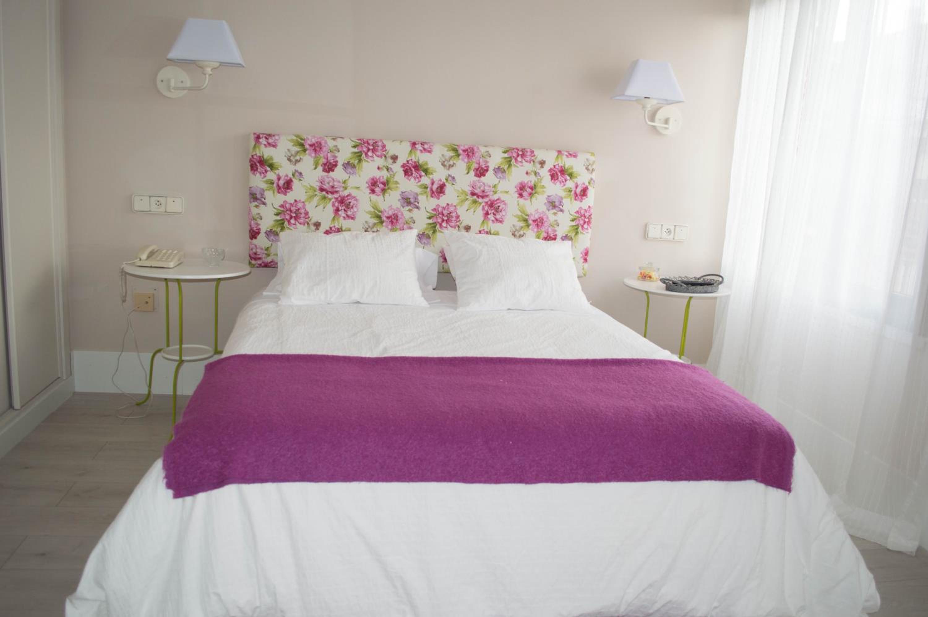 Double or Twin Room photo 3