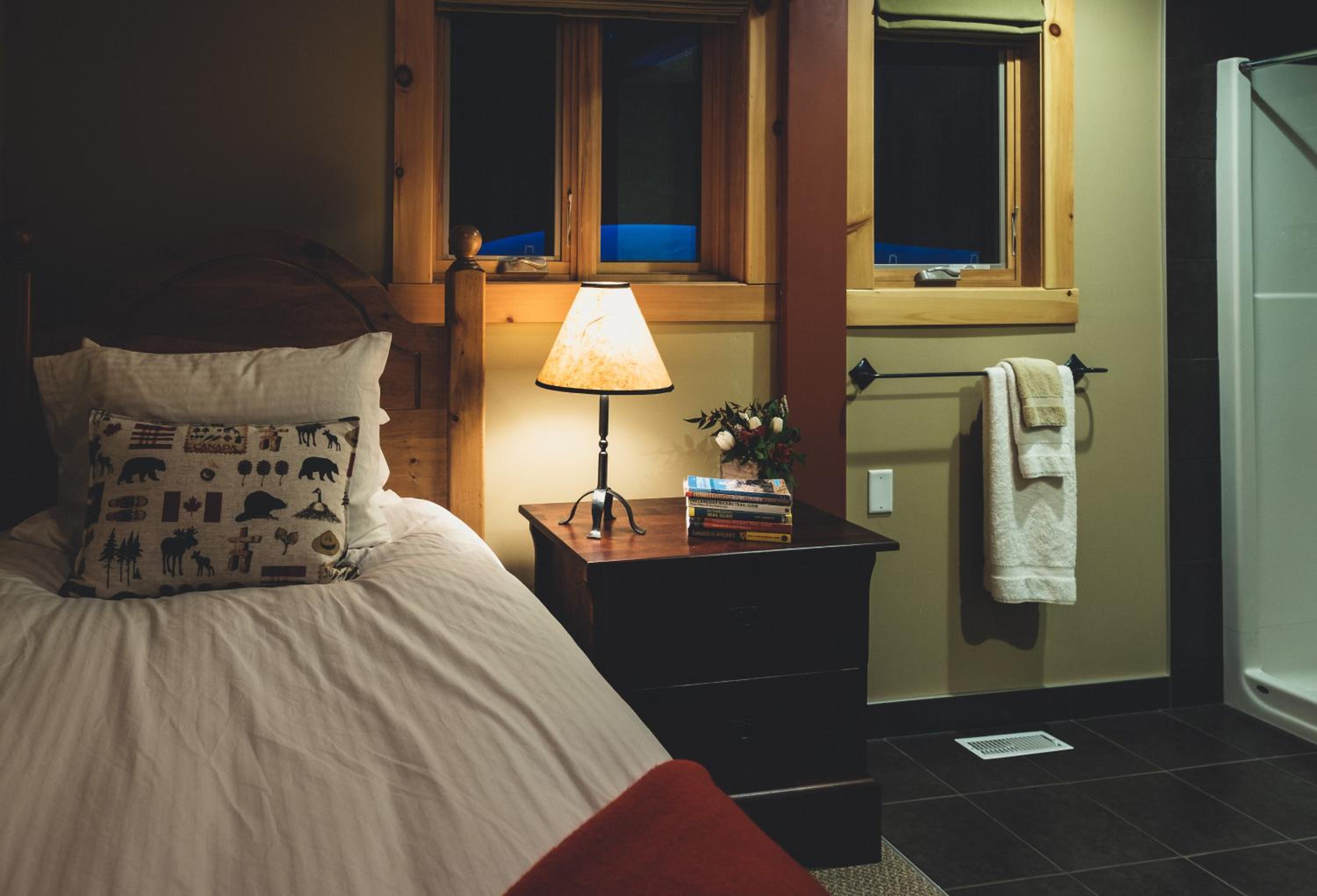 Single Room with Bathroom photo 2