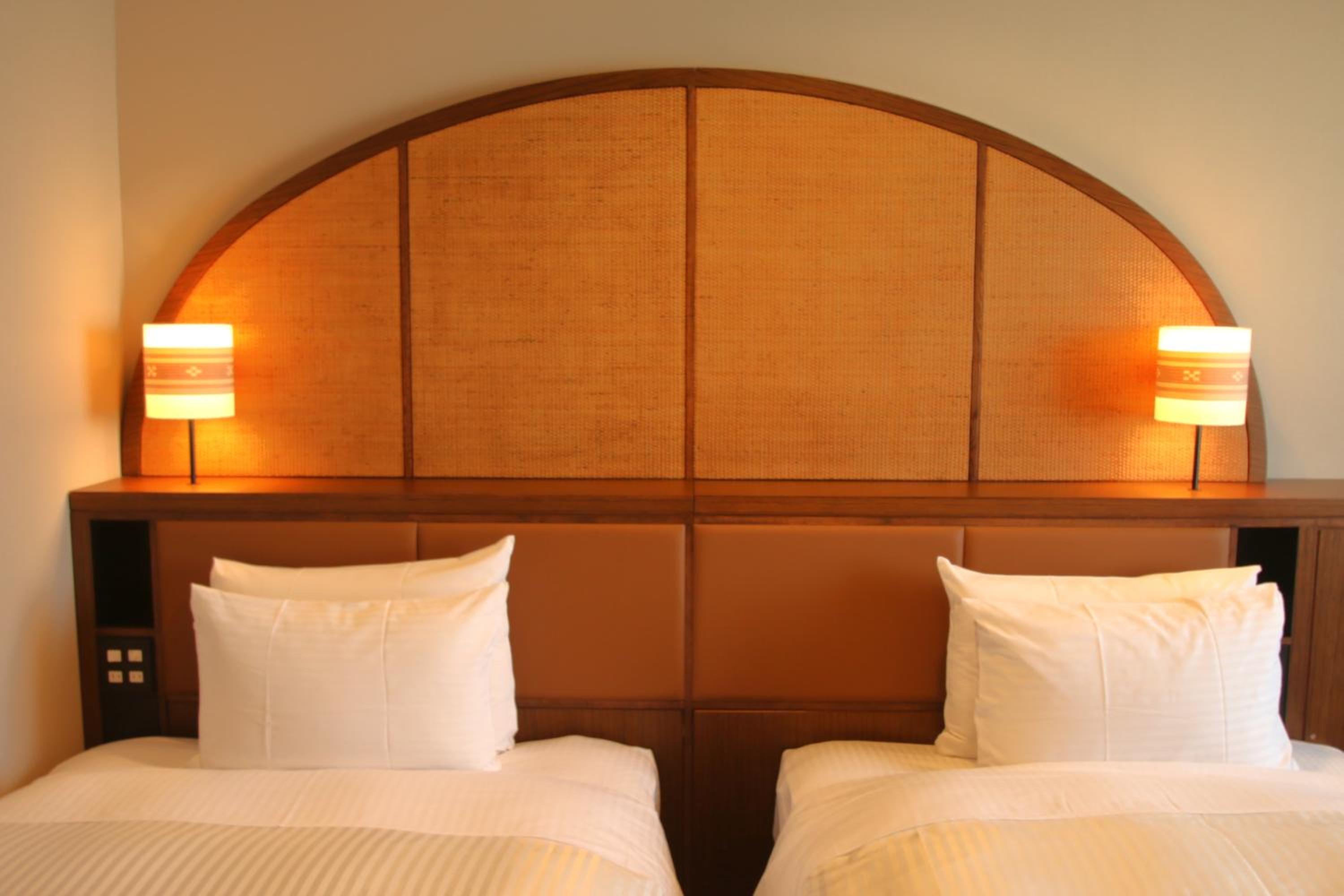 Standard Twin Room with Sofa - Photo 2