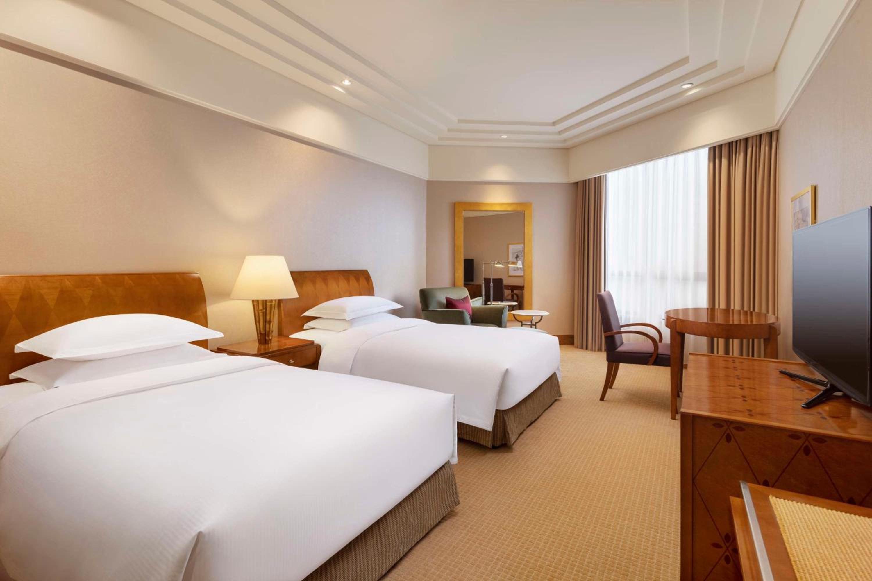 Twin Room - Photo 2
