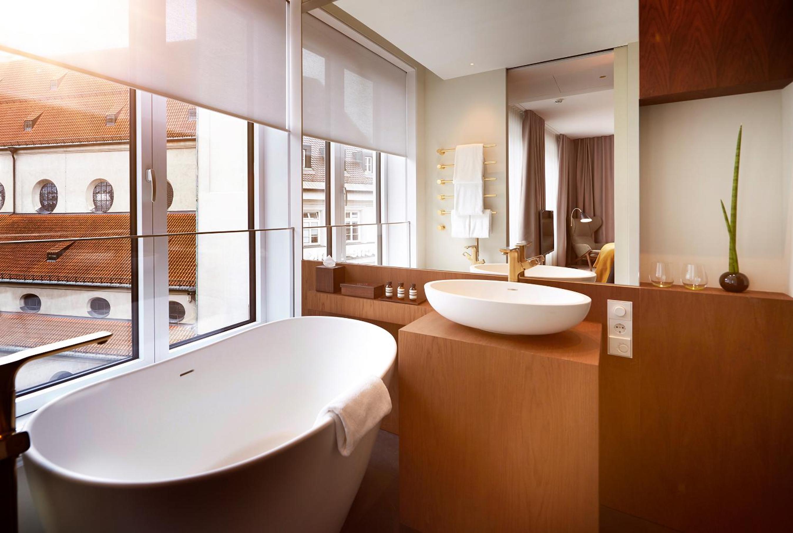 Double Room - Photo 13