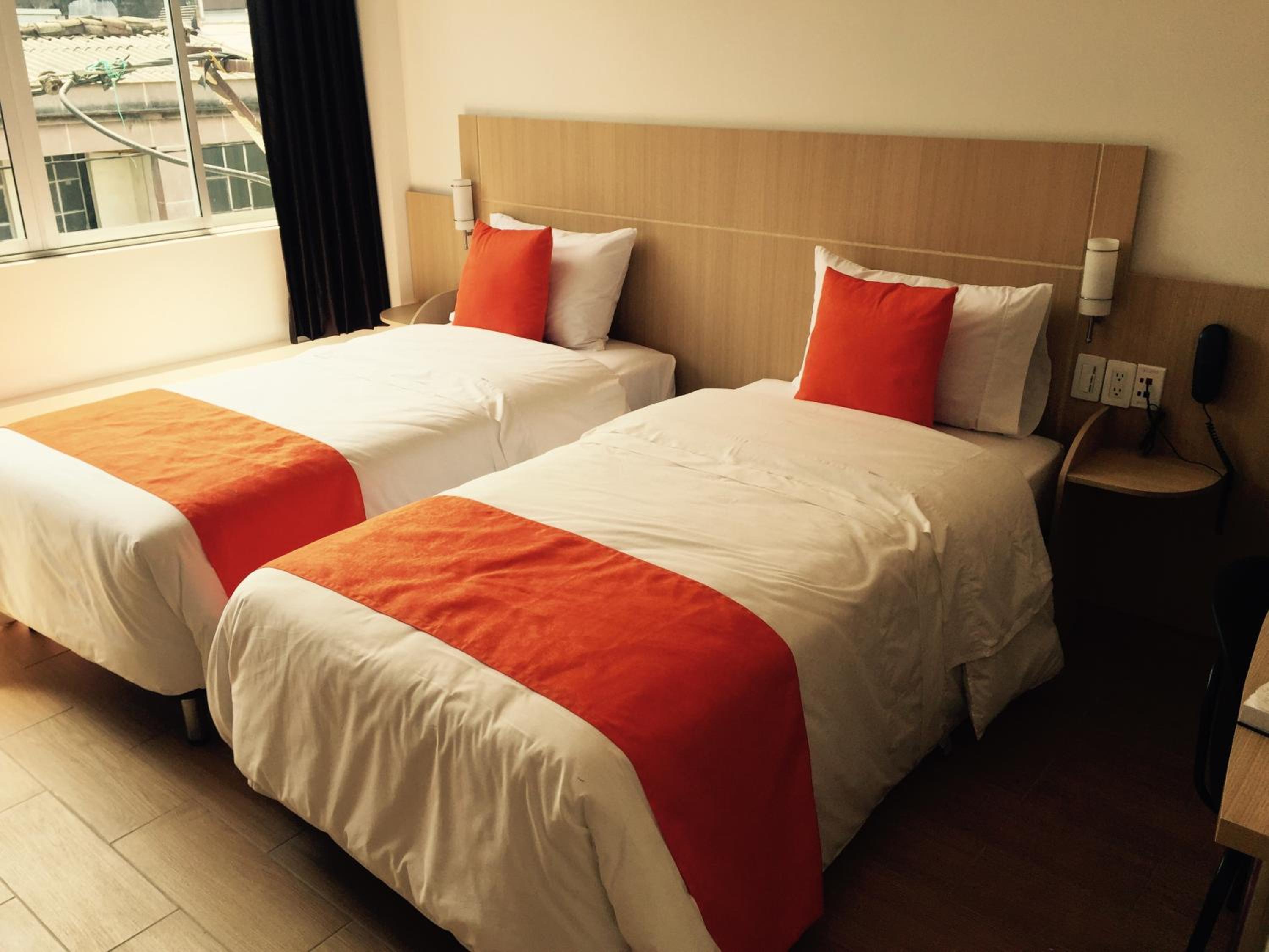 Suite photo 1