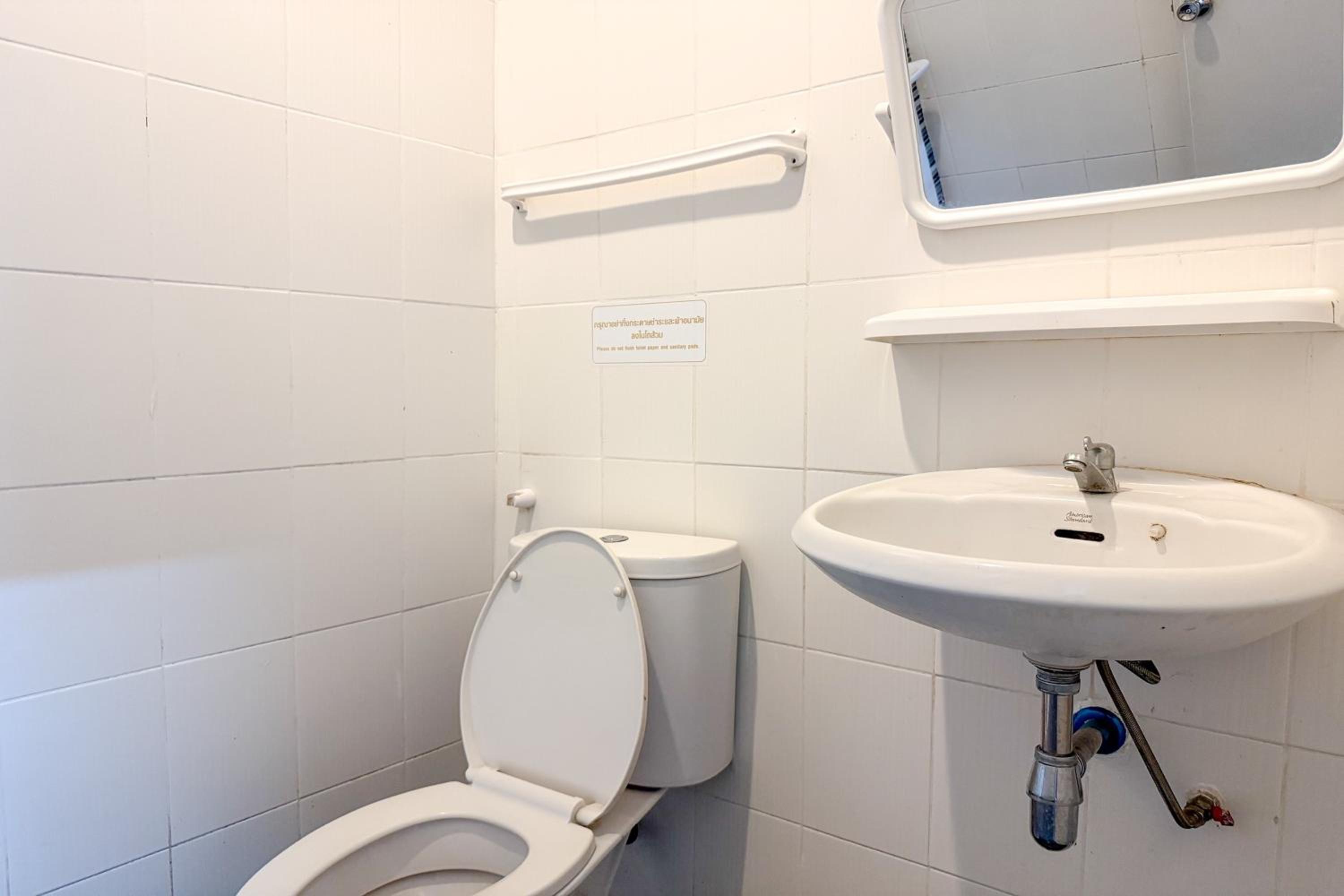 Standard Double Room - Photo 6