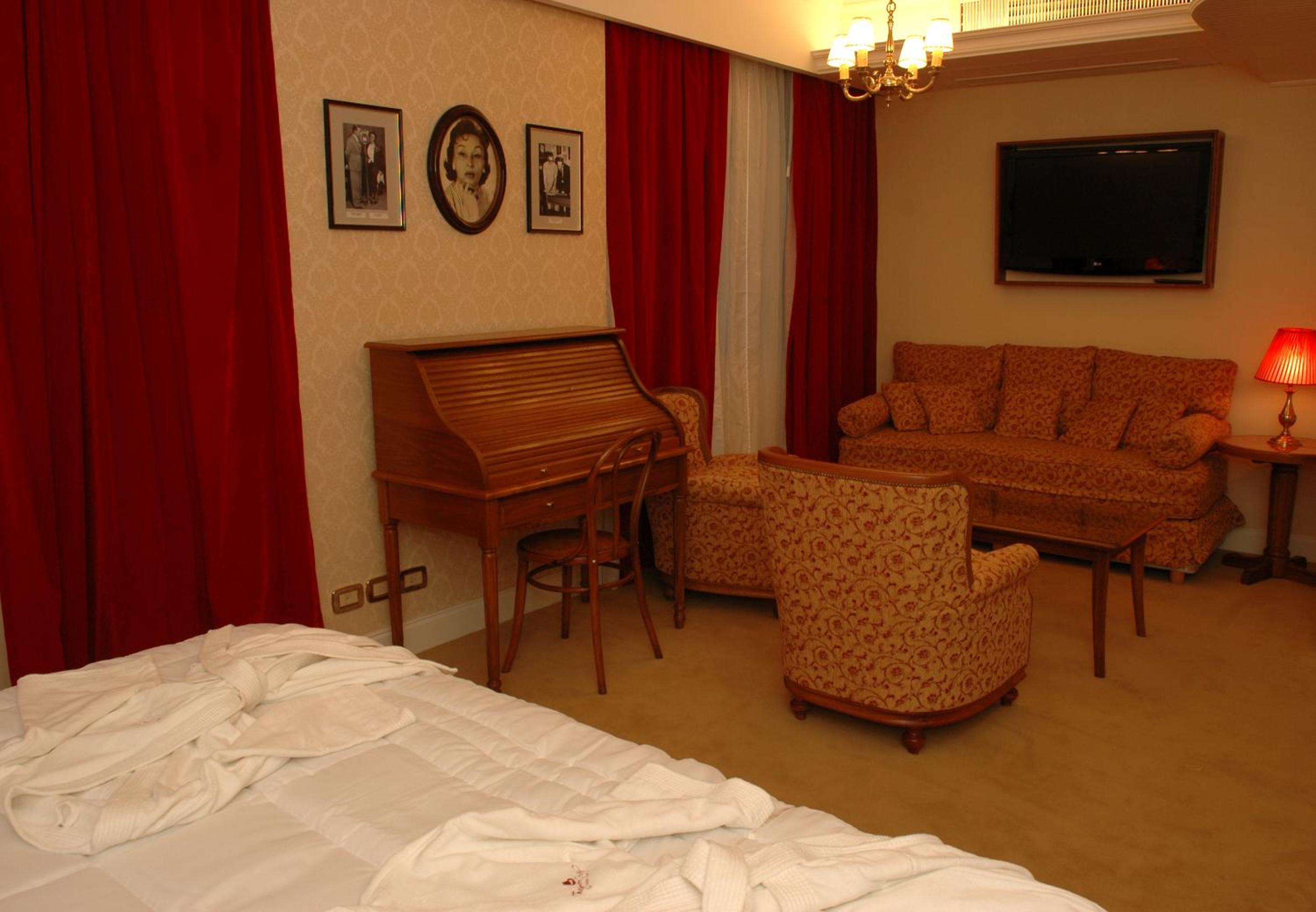Diamond Double Suite