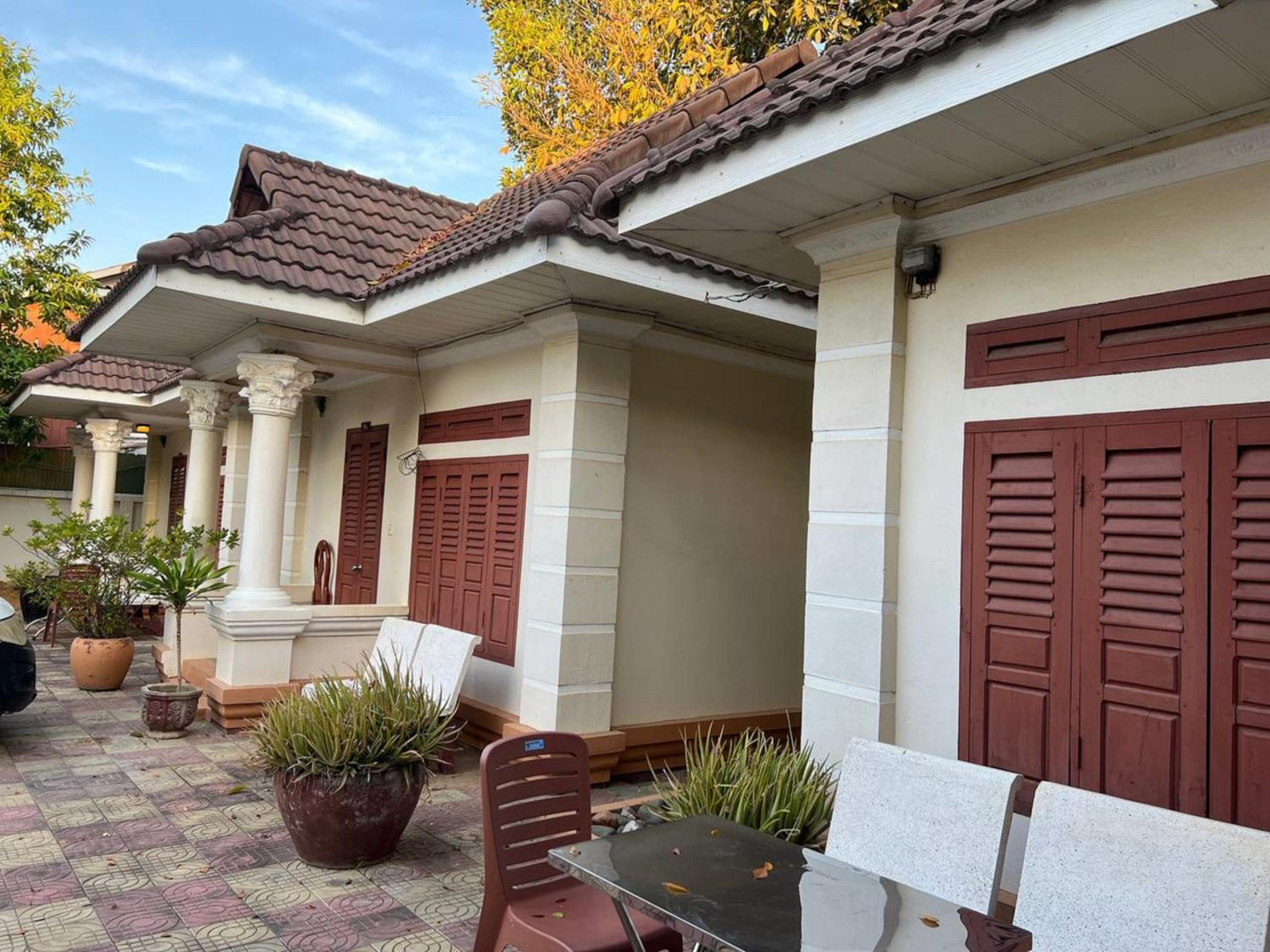 Deluxe Bungalow with Garden View - Photo 2