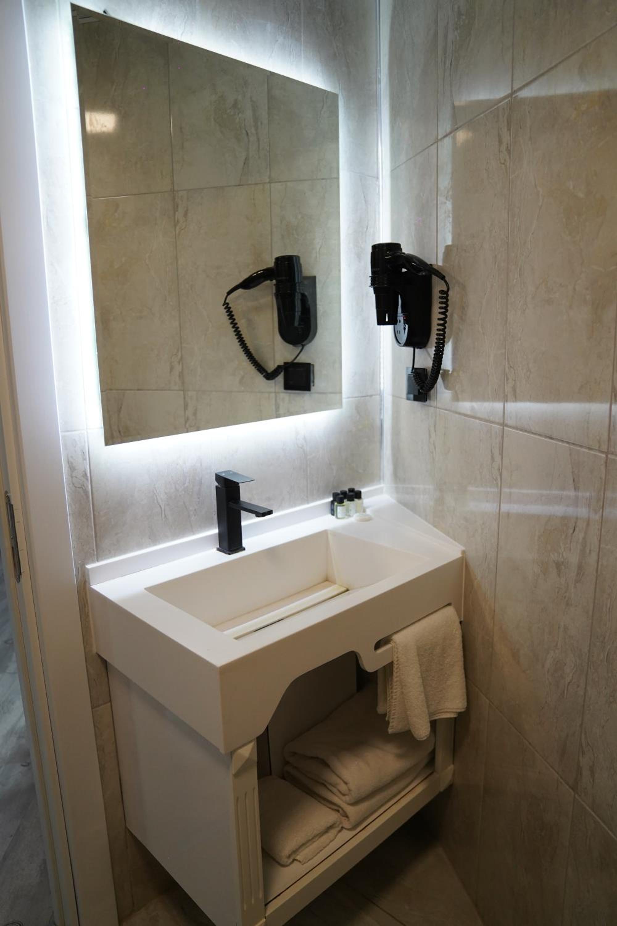 Superior Suite photo 1