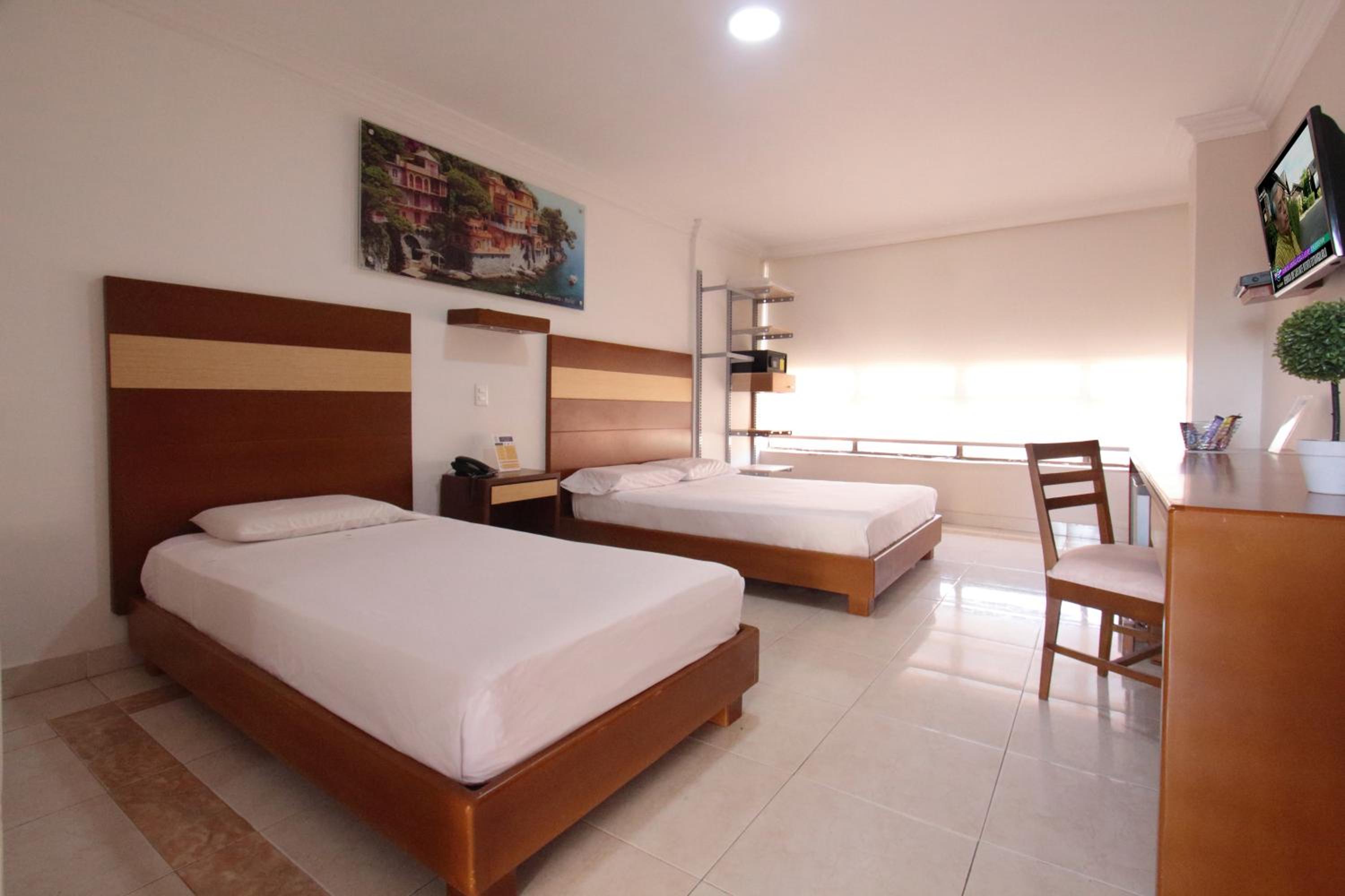 Double Room - Photo 12