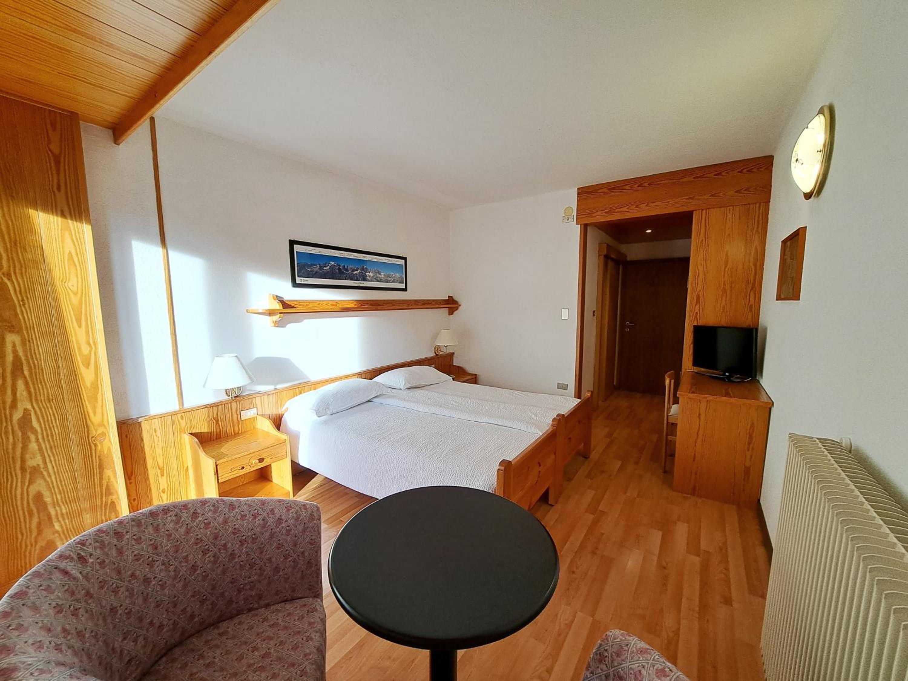 Double or Twin Room photo 1