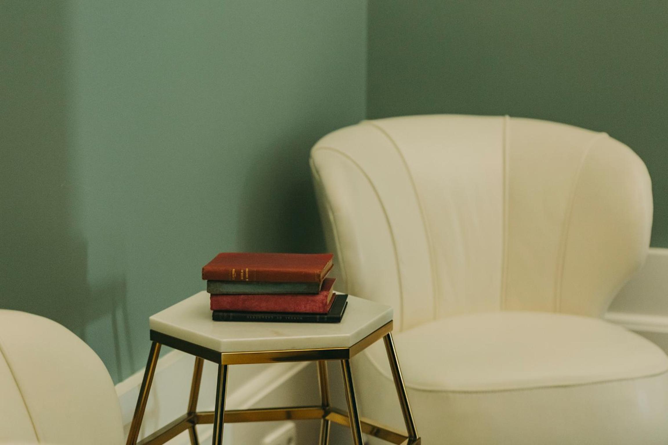 Studio - Photo 2