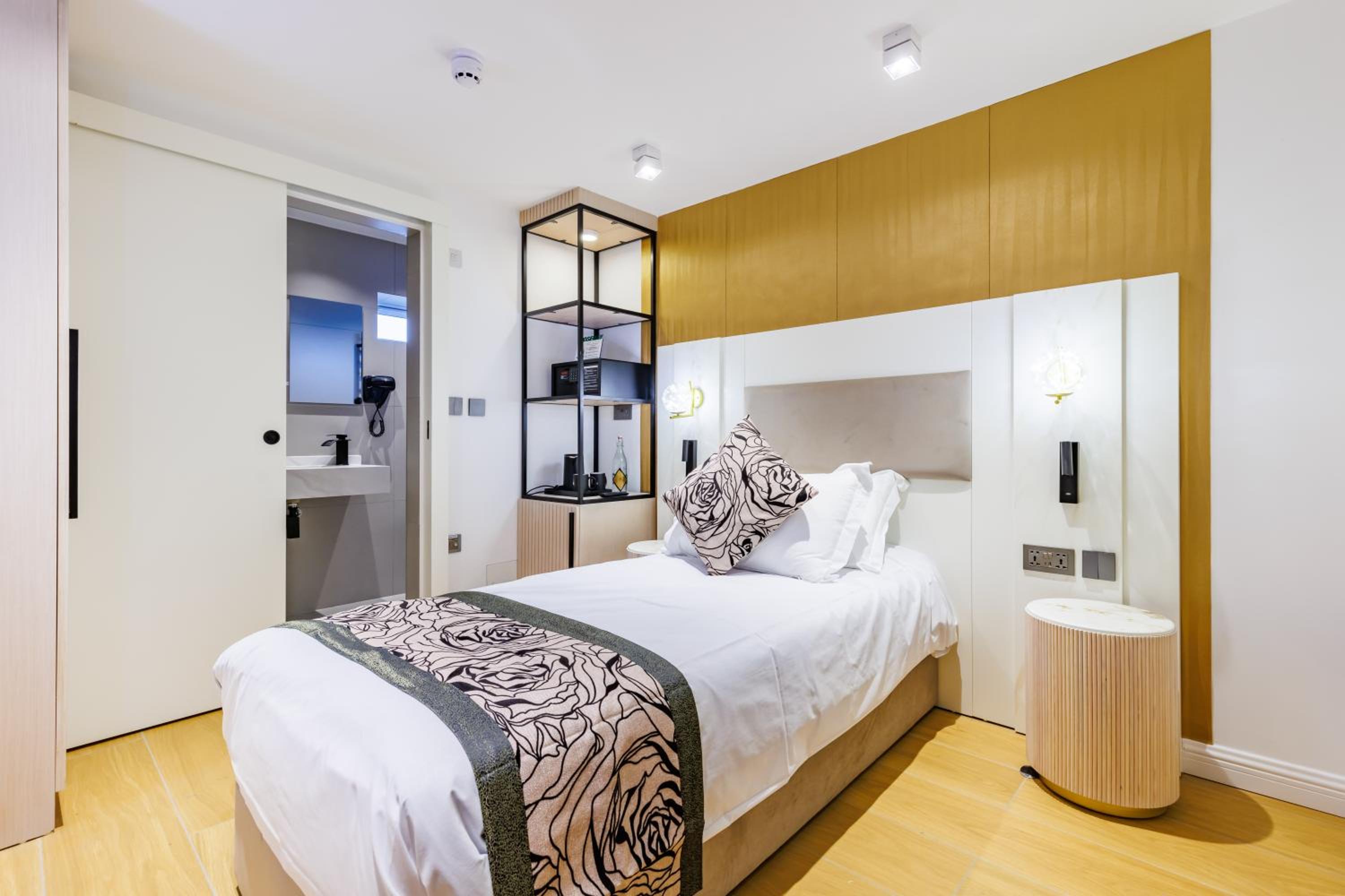 Single Room