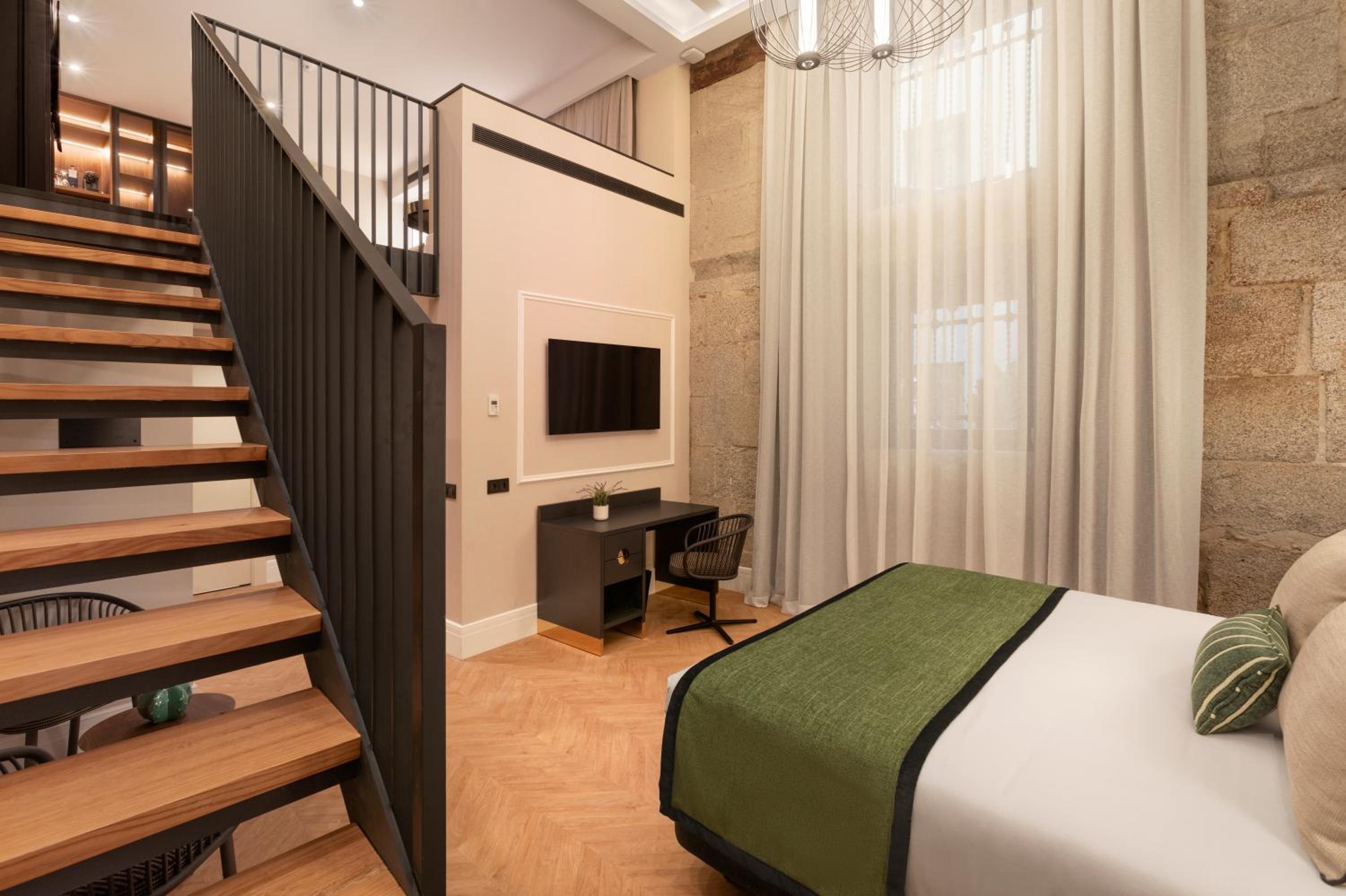 Duplex Room
