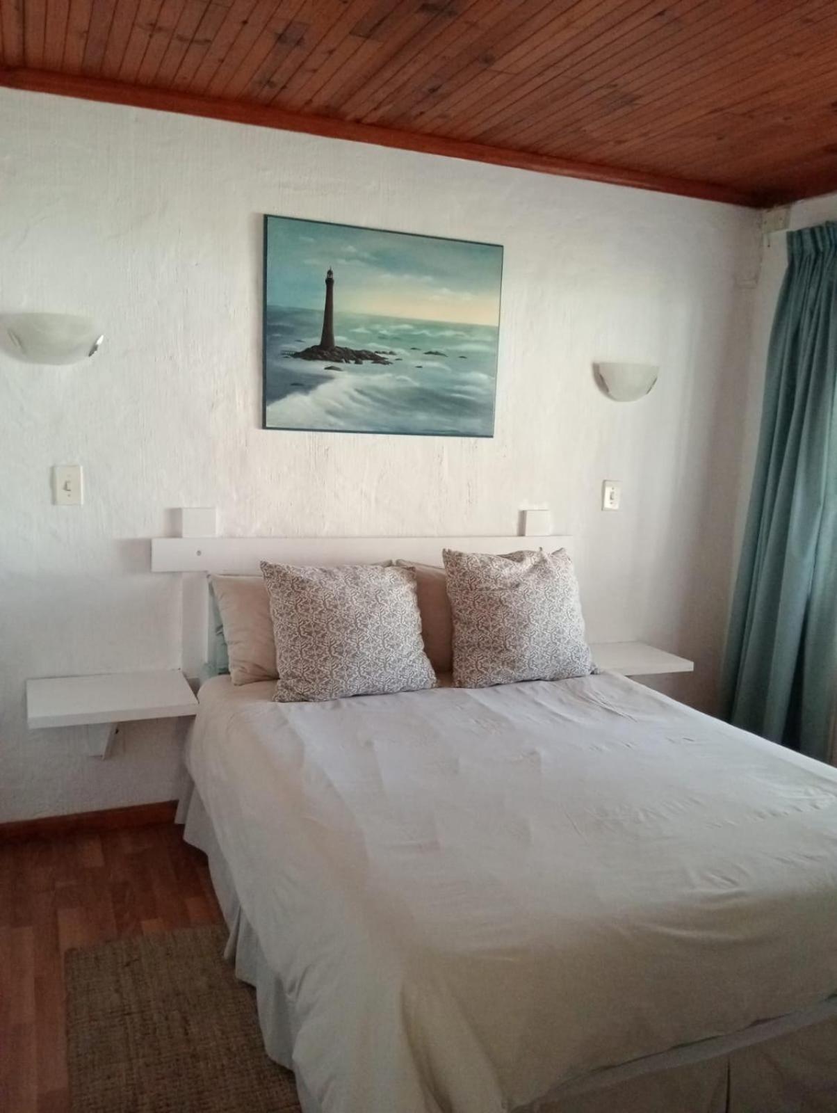 Apartment with Balcony - Photo 1