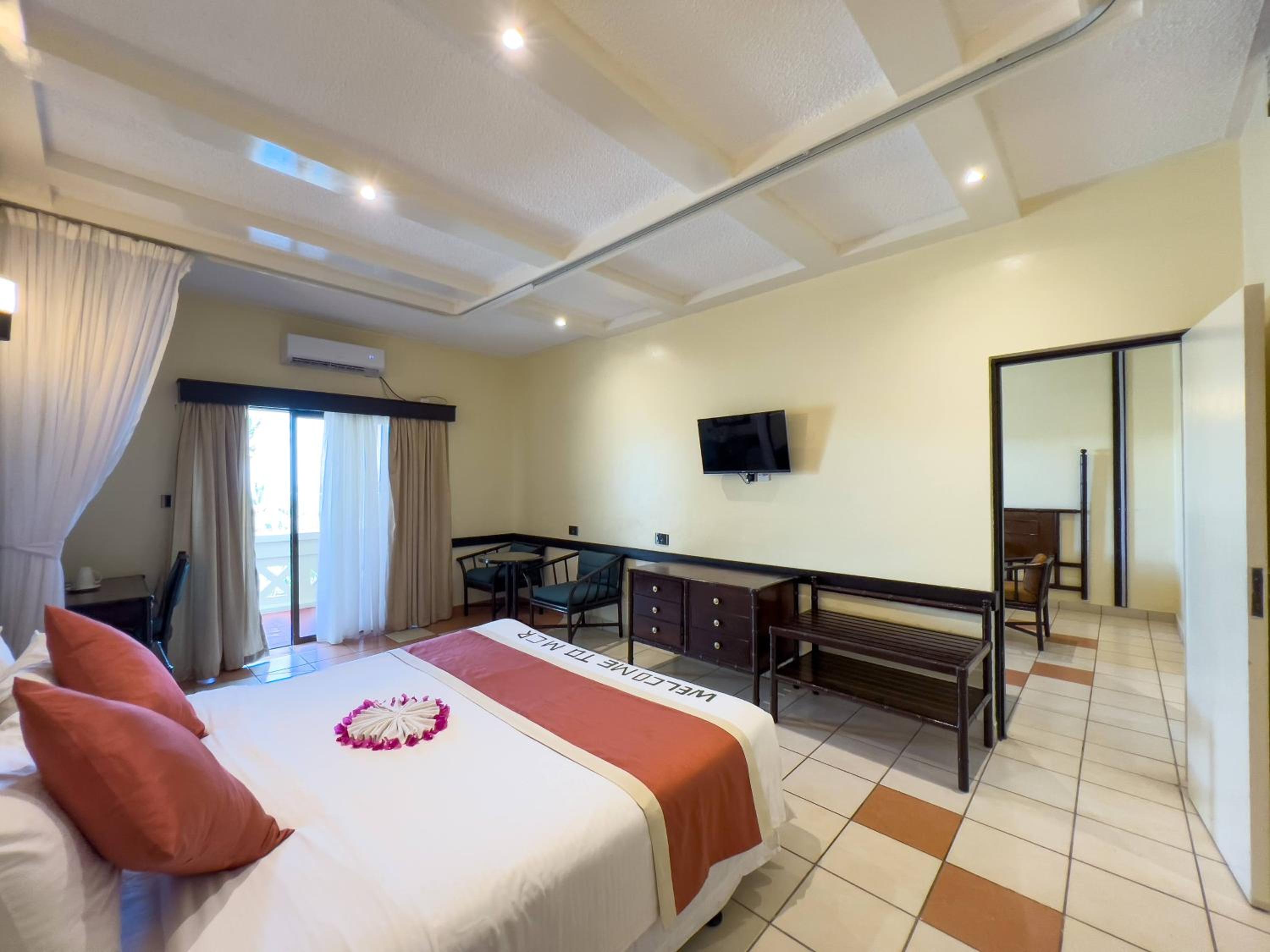 Deluxe Double Room - Photo 5