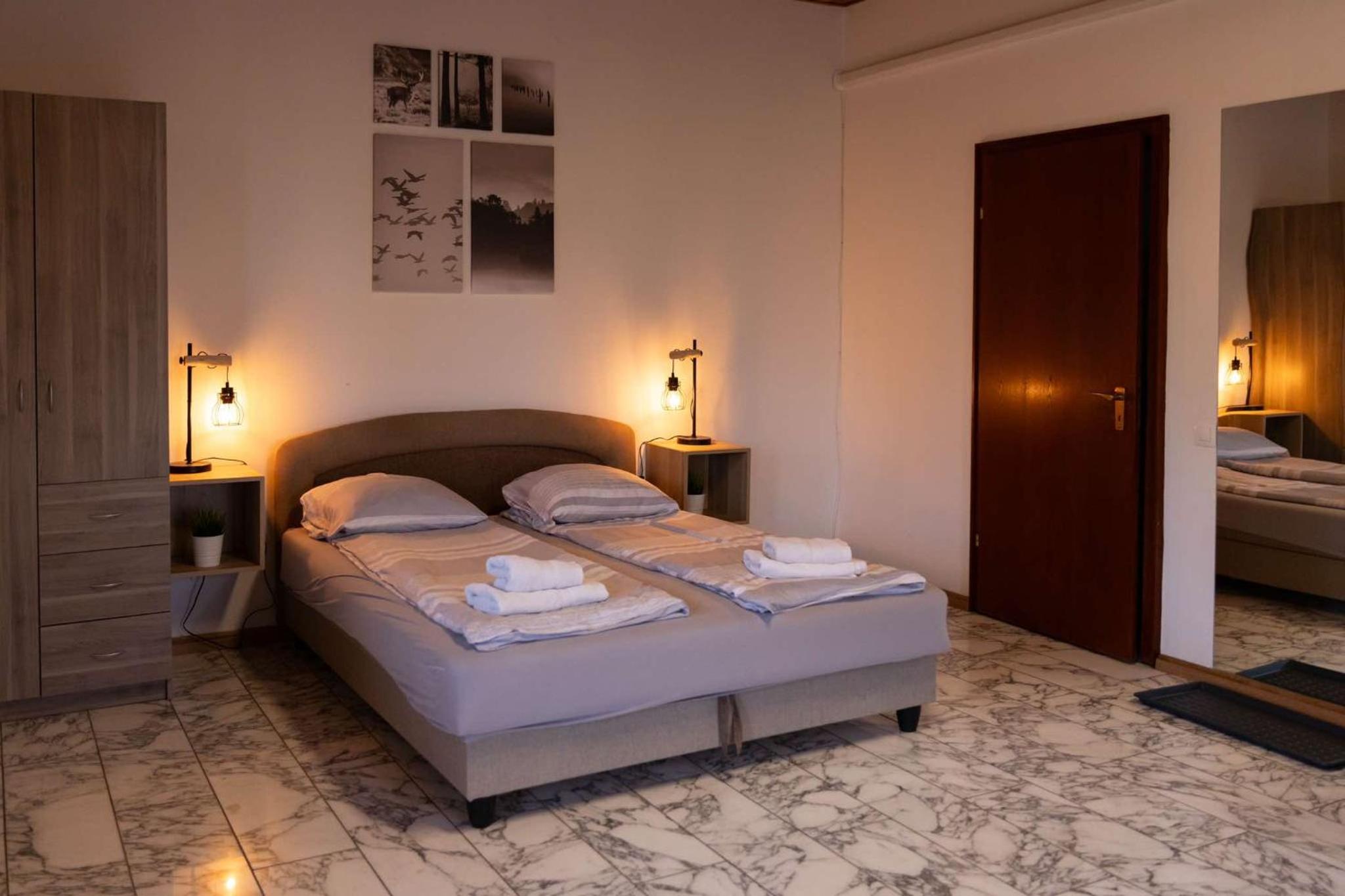 Standard Queen Room - Photo 2