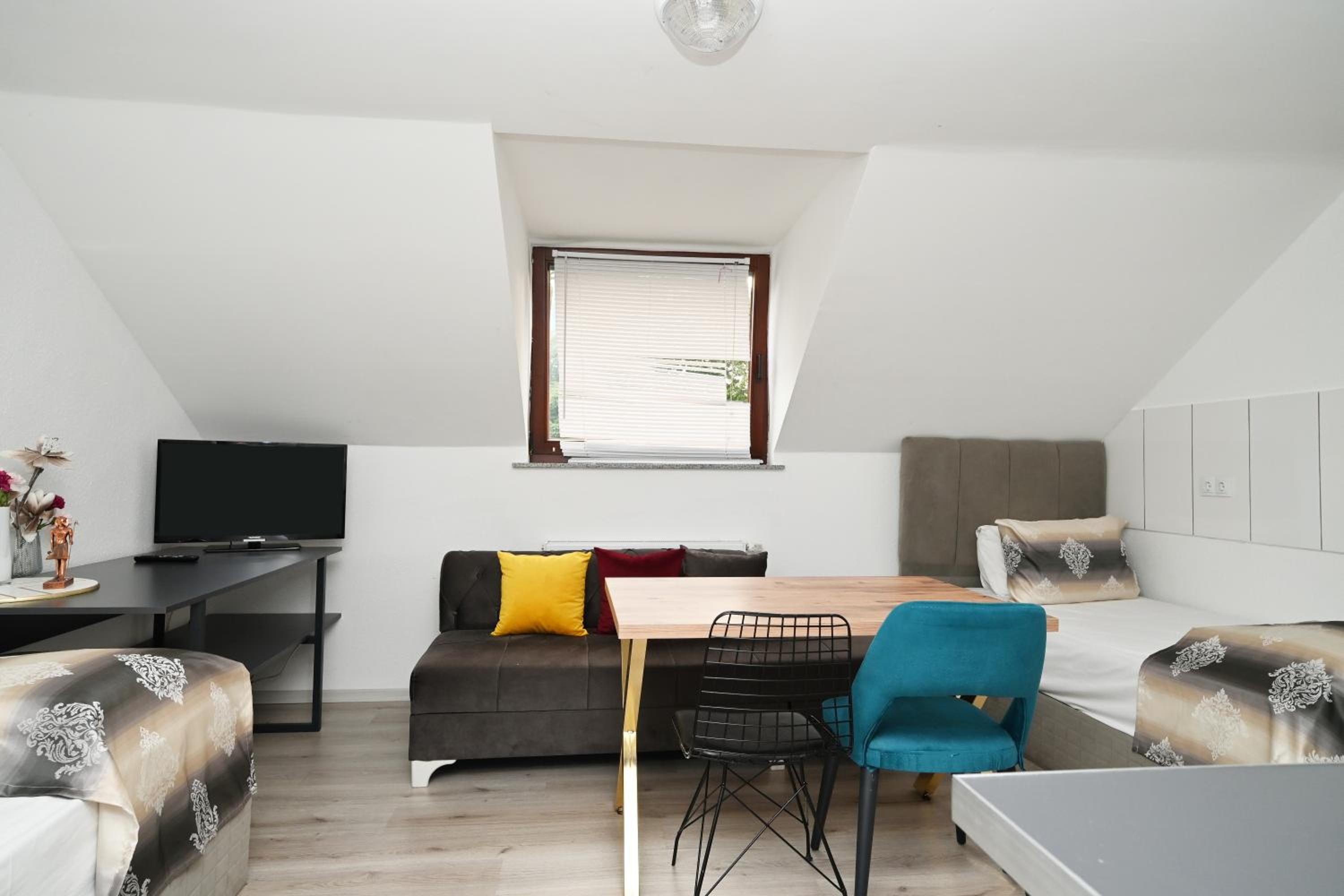 Double Room - Photo 3