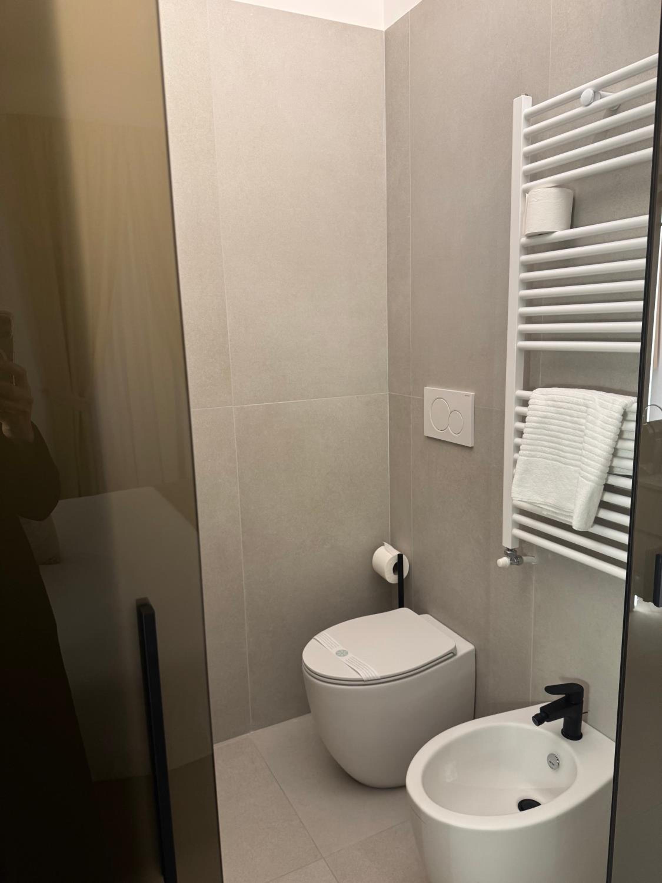 Deluxe Queen Room photo 2