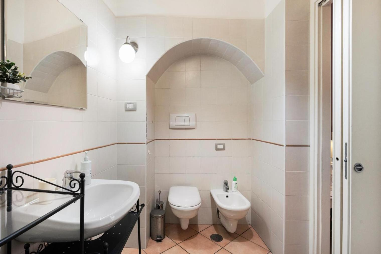 Double Room with Terrace - Photo 3