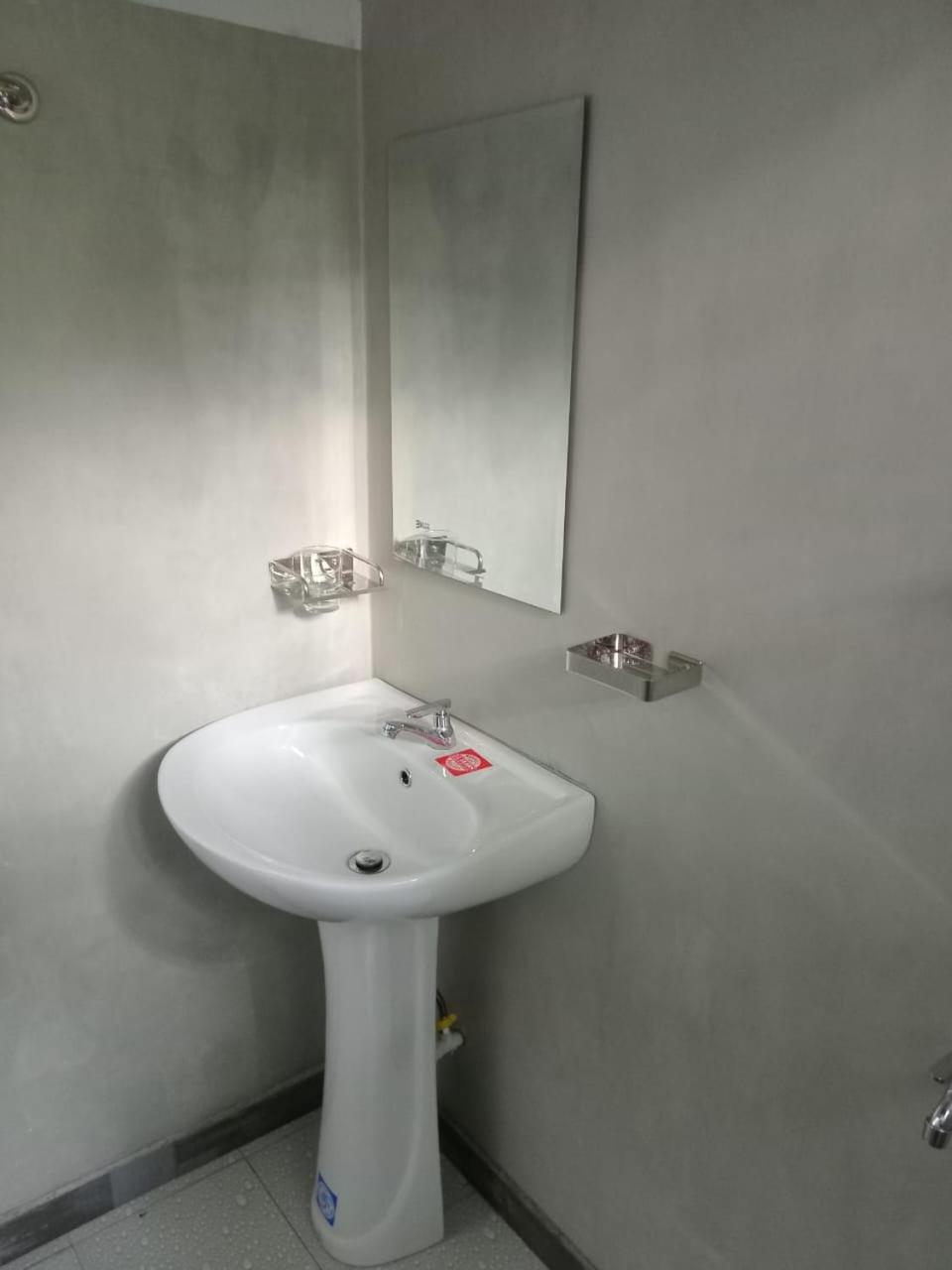 Deluxe Room (2 Adults + 1 Child) photo 3