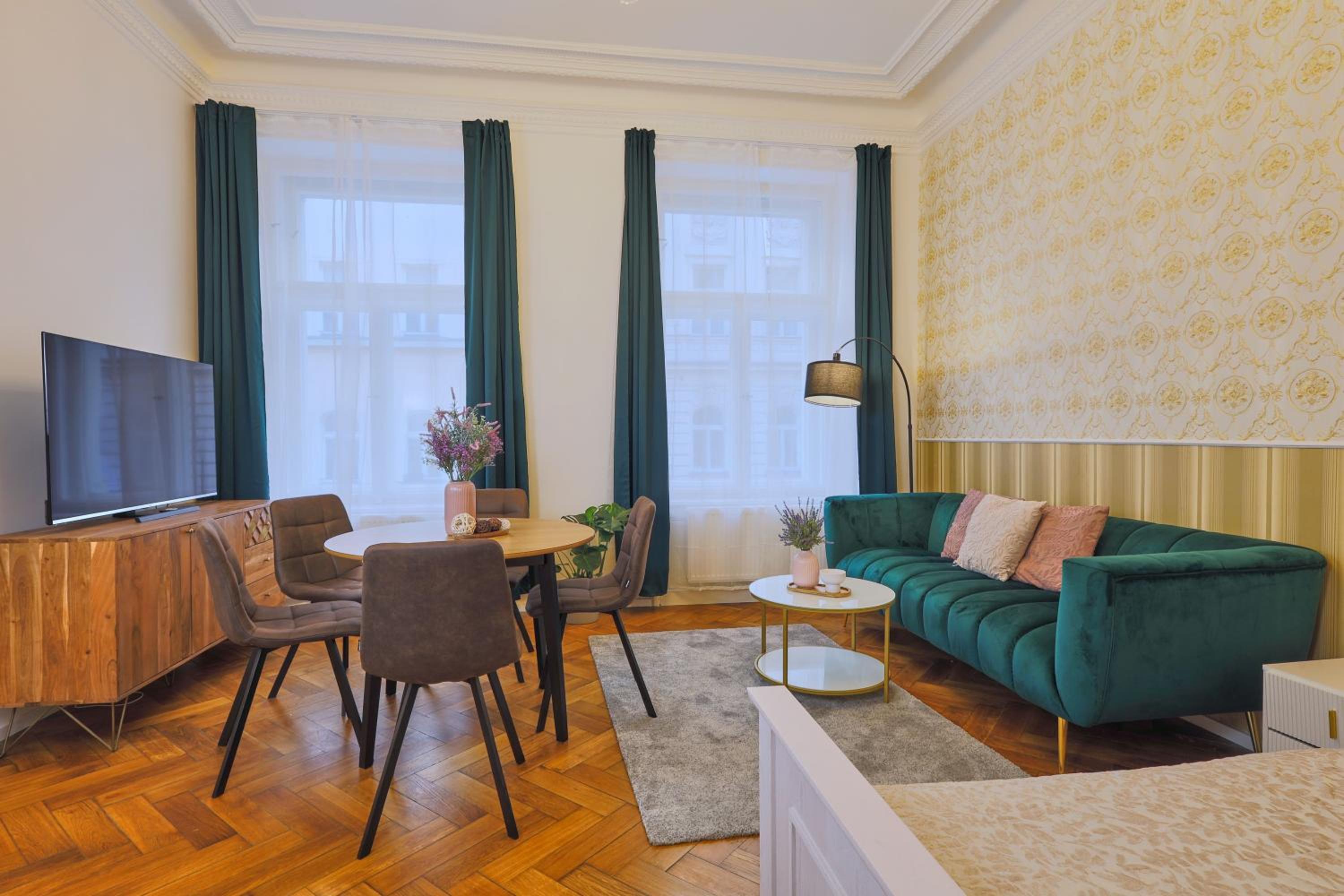 Classic Apartment